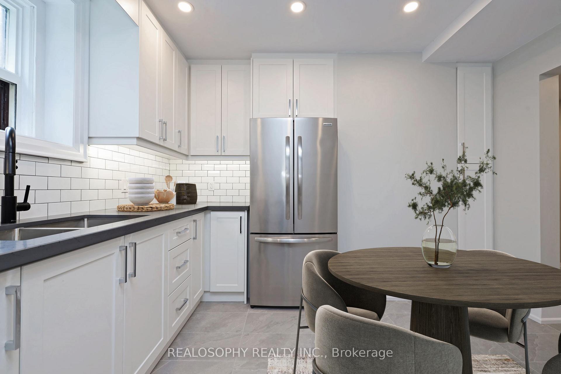 Photo 3 of Unit 1, 1 Cosburn Avenue, Toronto, Broadview North — HOMEH
