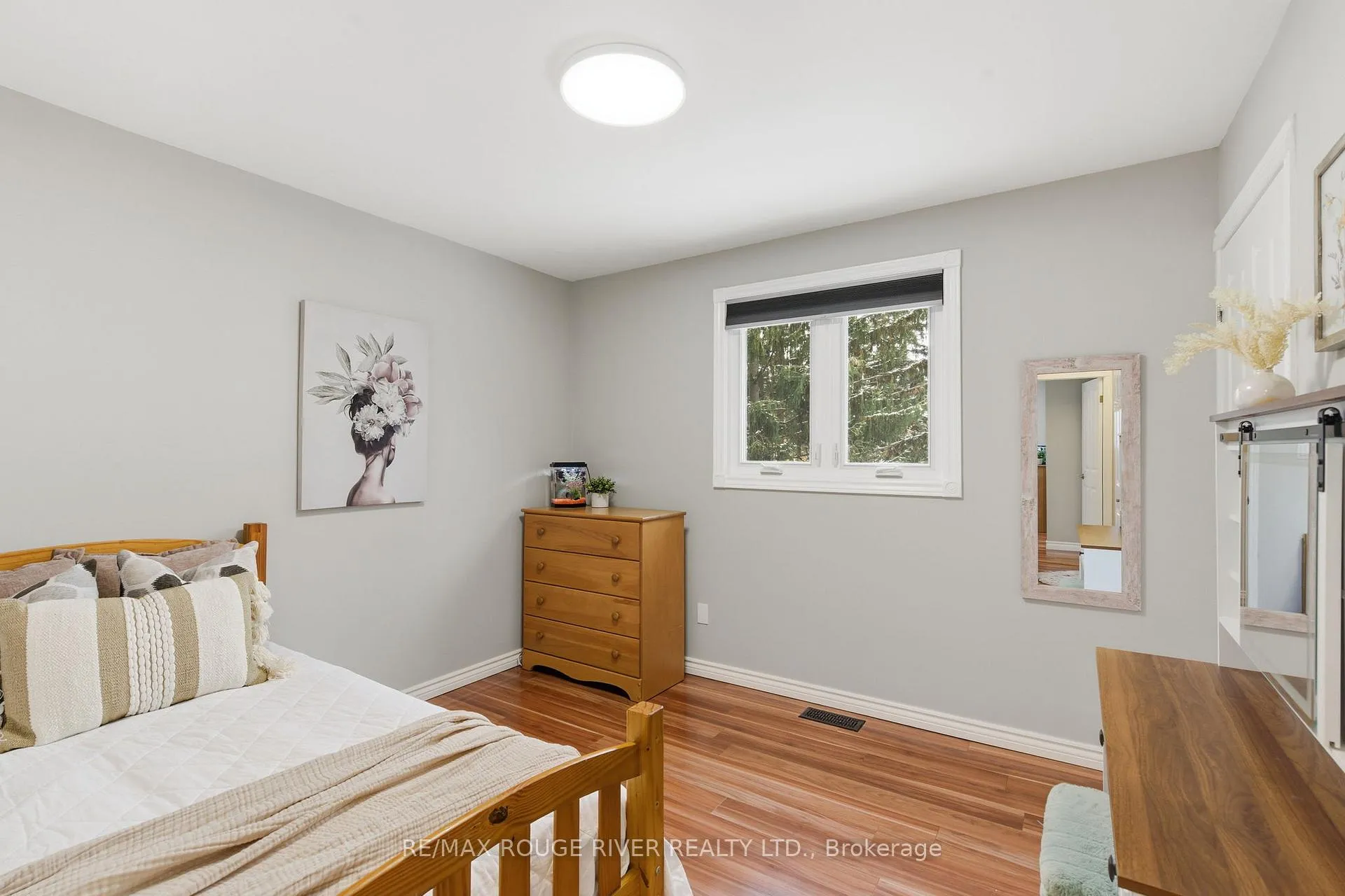 Photo 24 of 628 Beechwood Street, Oshawa, O'Neill — HOMEH