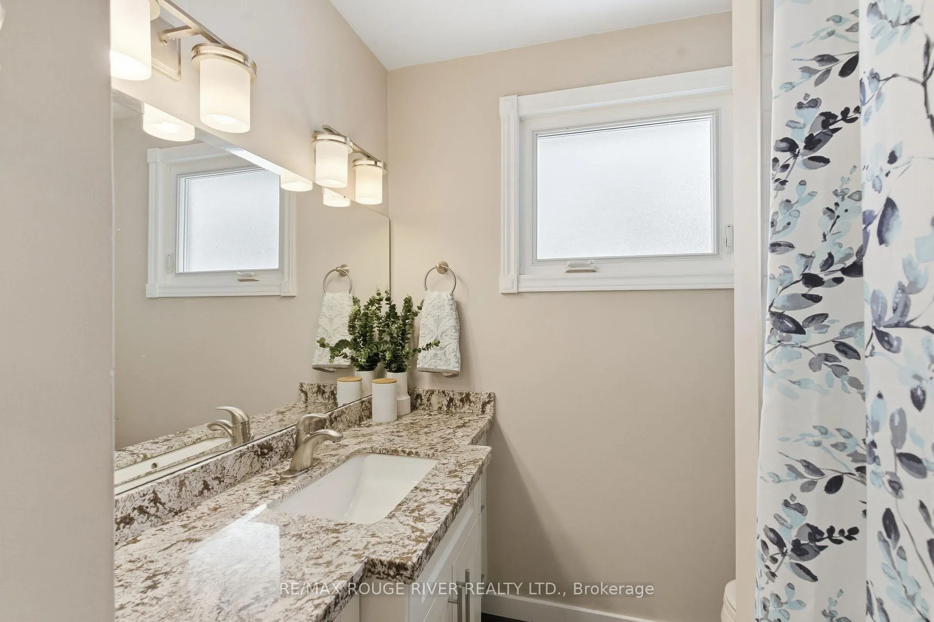 Photo 30 of 628 Beechwood Street, Oshawa, O'Neill — HOMEH