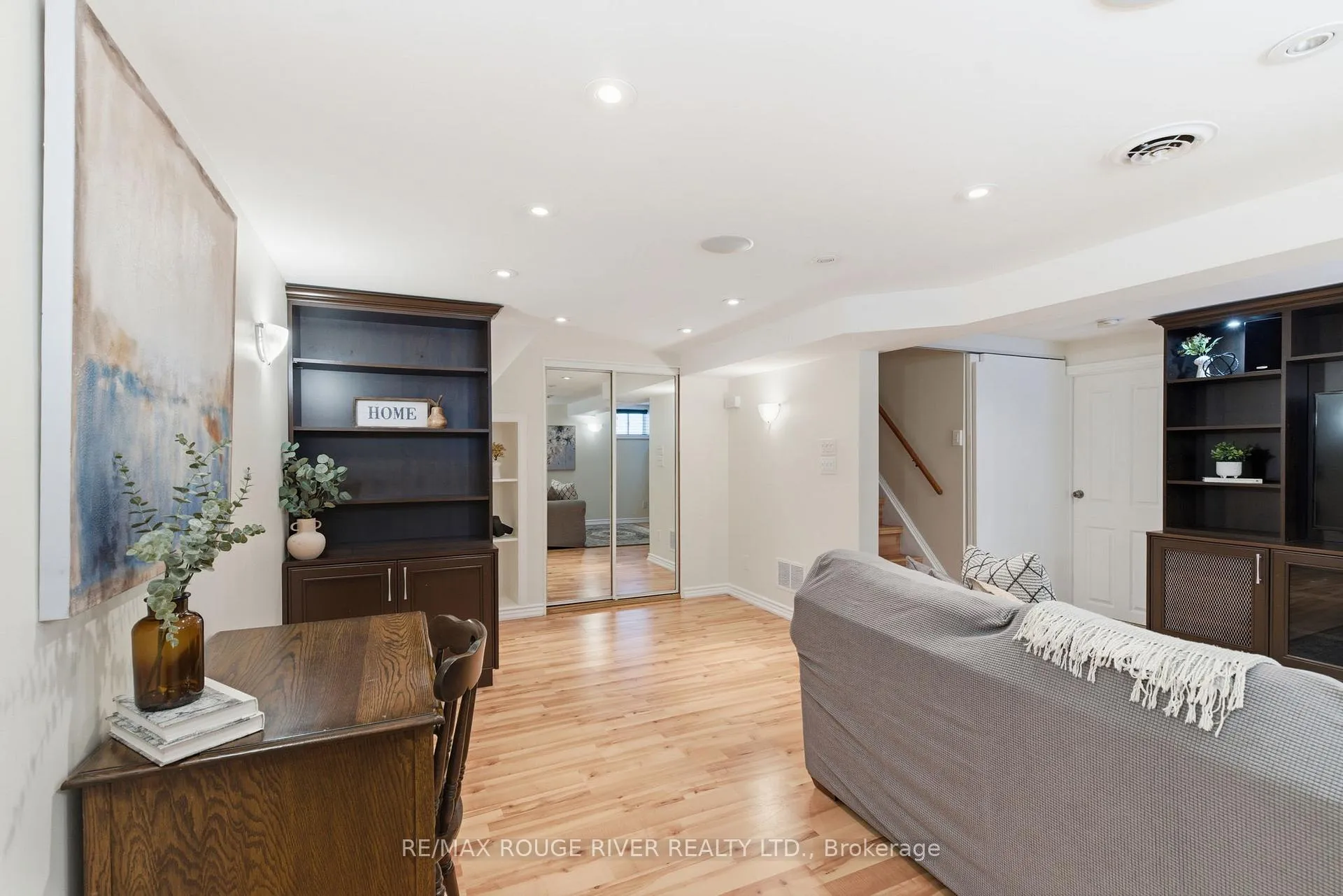 Photo 35 of 628 Beechwood Street, Oshawa, O'Neill — HOMEH