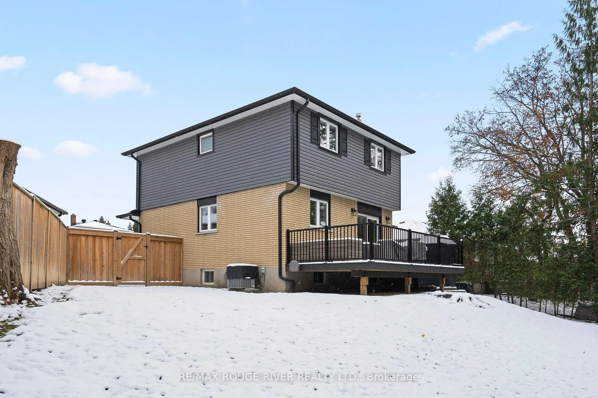 Photo 37 of 628 Beechwood Street, Oshawa, O'Neill — HOMEH