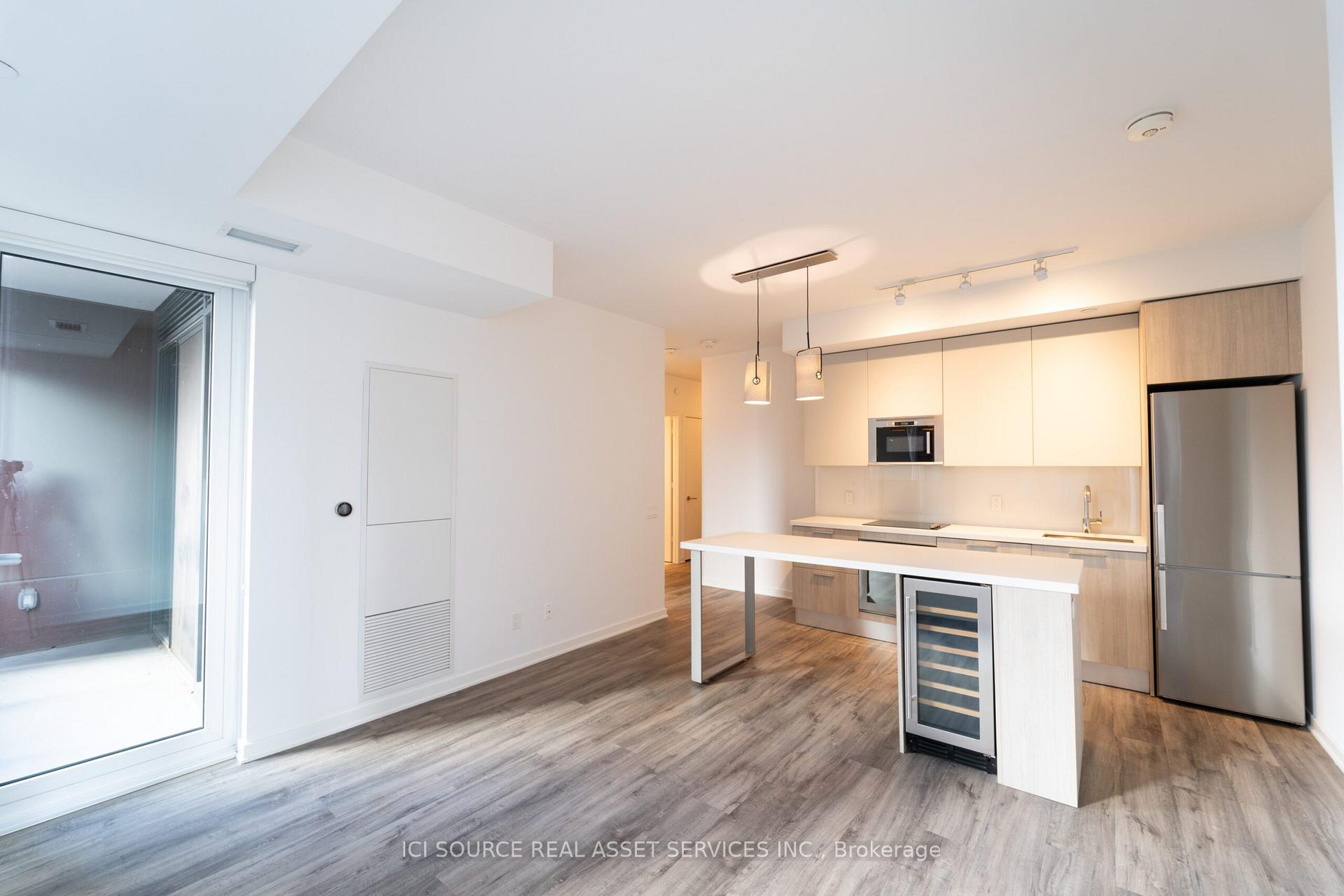 Photo 4 of Unit 1201, 25 Selby Street, Toronto, North St. James Town — HOMEH