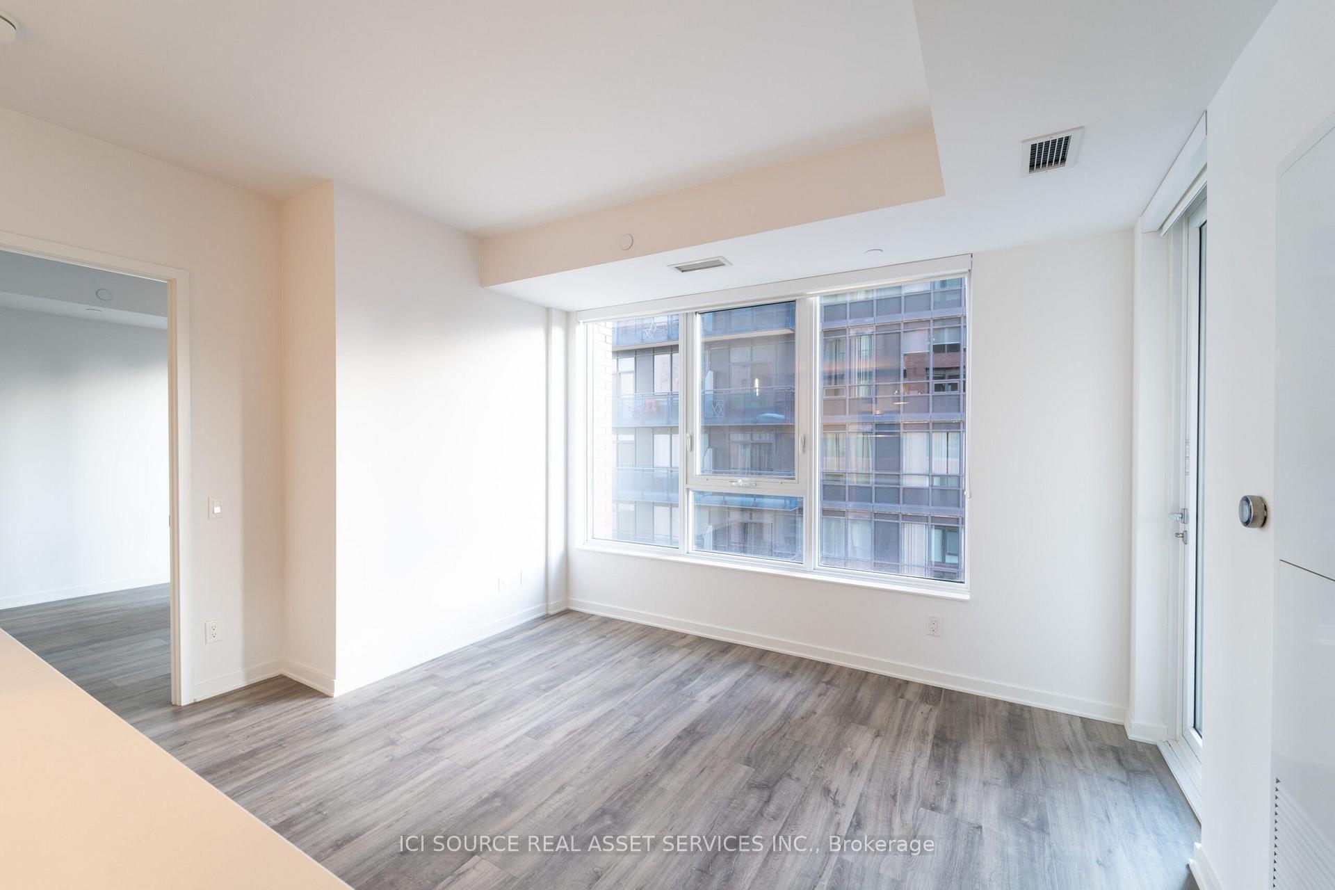 Photo 5 of Unit 1201, 25 Selby Street, Toronto, North St. James Town — HOMEH