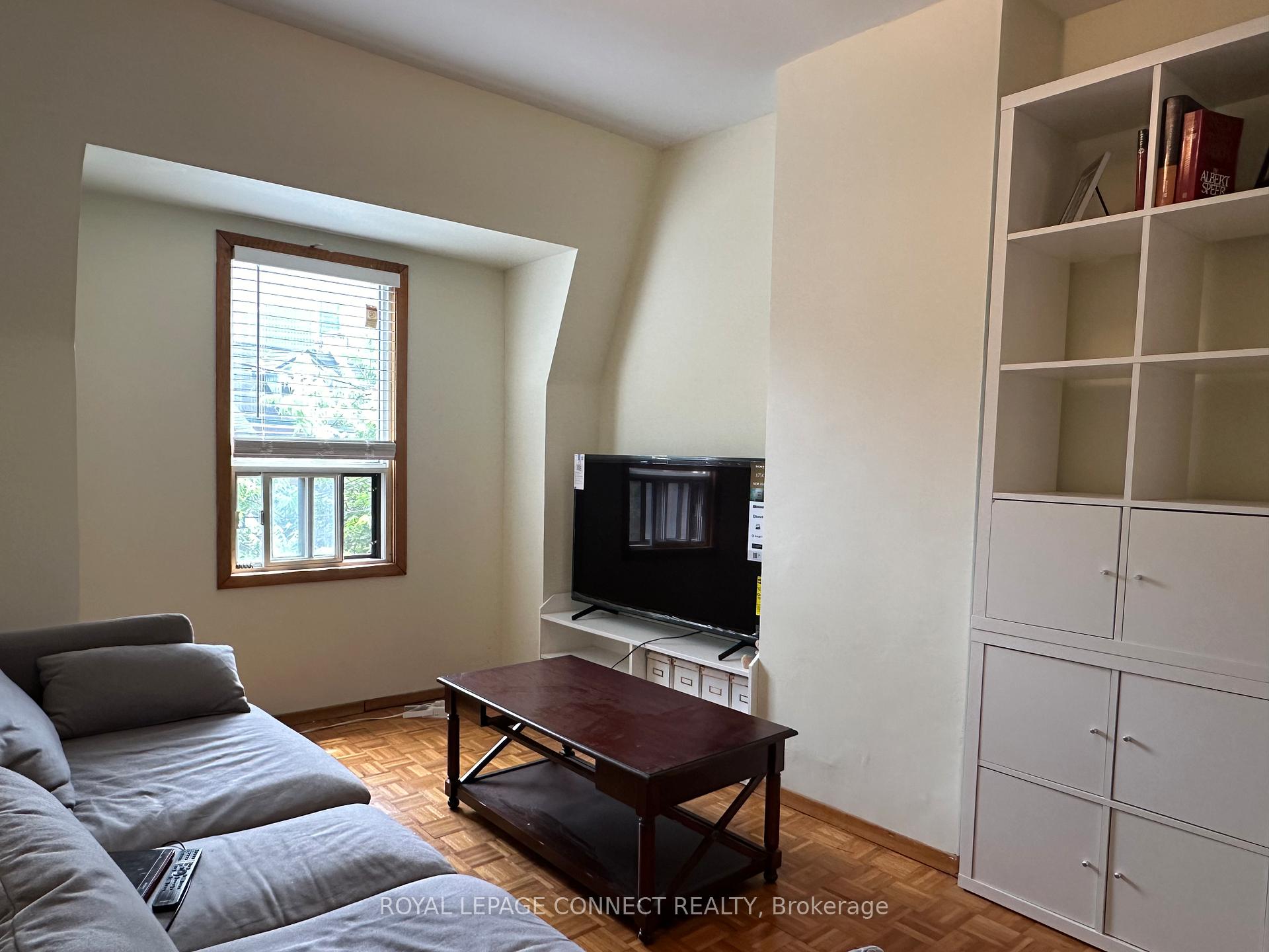 Photo 1 of Unit 2nd, 784 Adelaide Street W, Toronto, Niagara — HOMEH