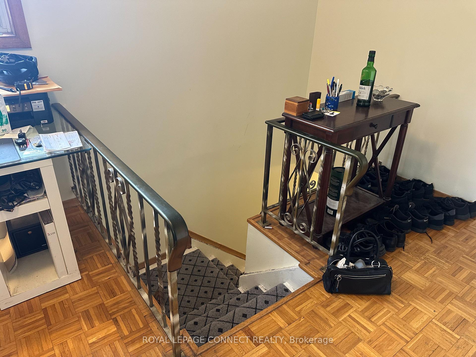 Photo 11 of Unit 2nd, 784 Adelaide Street W, Toronto, Niagara — HOMEH