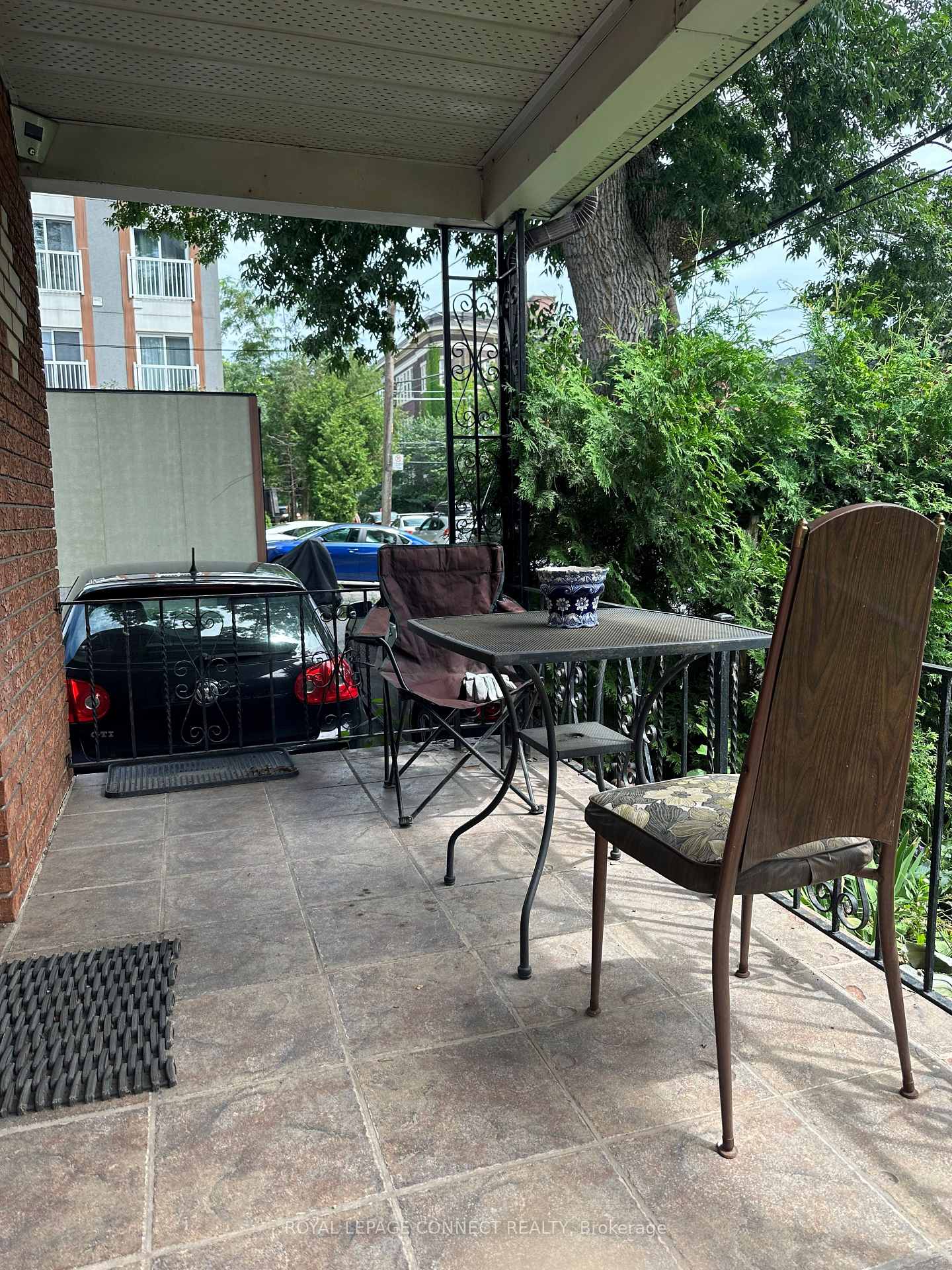 Photo 12 of Unit 2nd, 784 Adelaide Street W, Toronto, Niagara — HOMEH