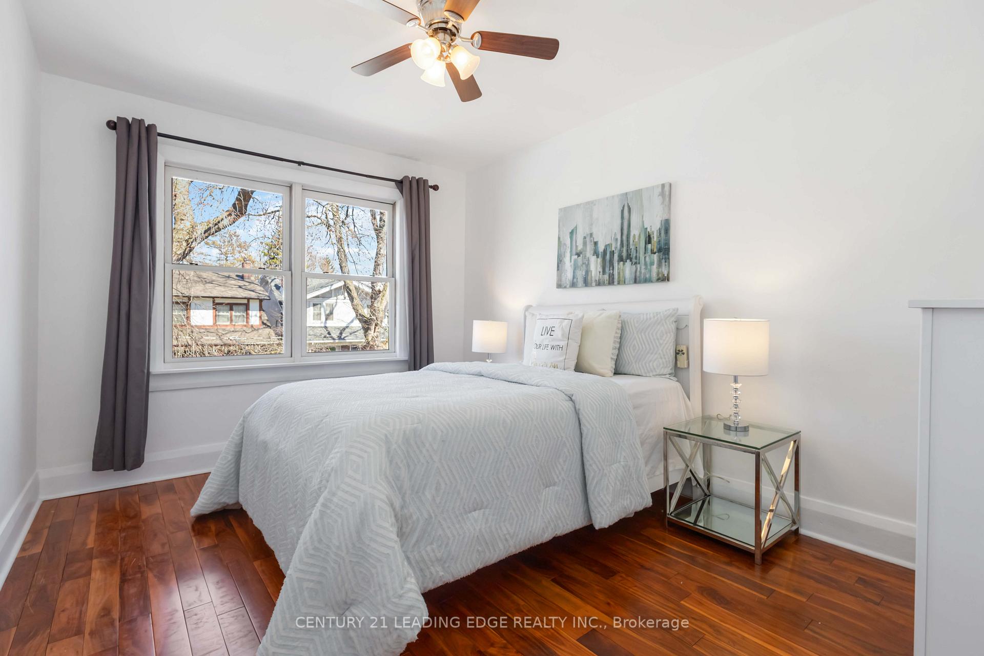 Photo 5 of 22 Oakdene Crescent, Toronto, Danforth — HOMEH
