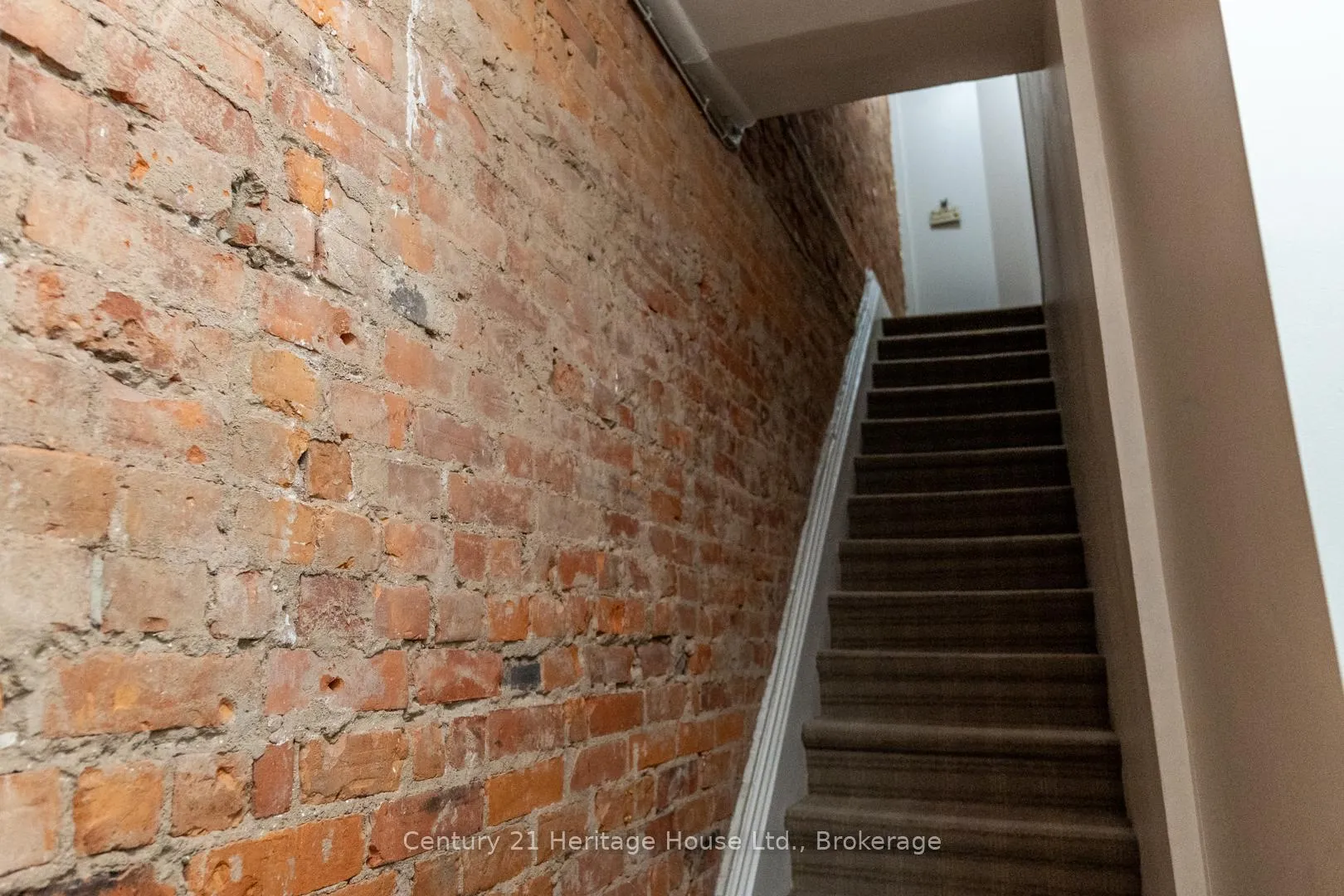 Photo 3 of Unit A, 210 Wilson Street, Hamilton, Landsdale — HOMEH