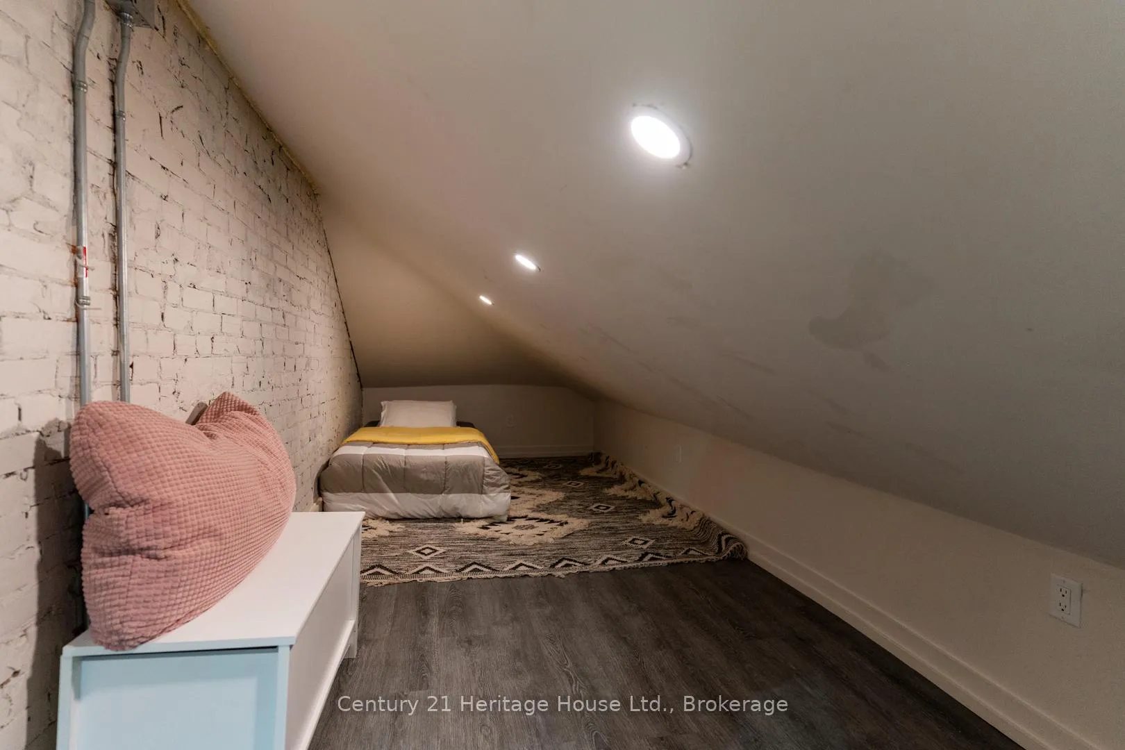 Photo 7 of Unit A, 210 Wilson Street, Hamilton, Landsdale — HOMEH