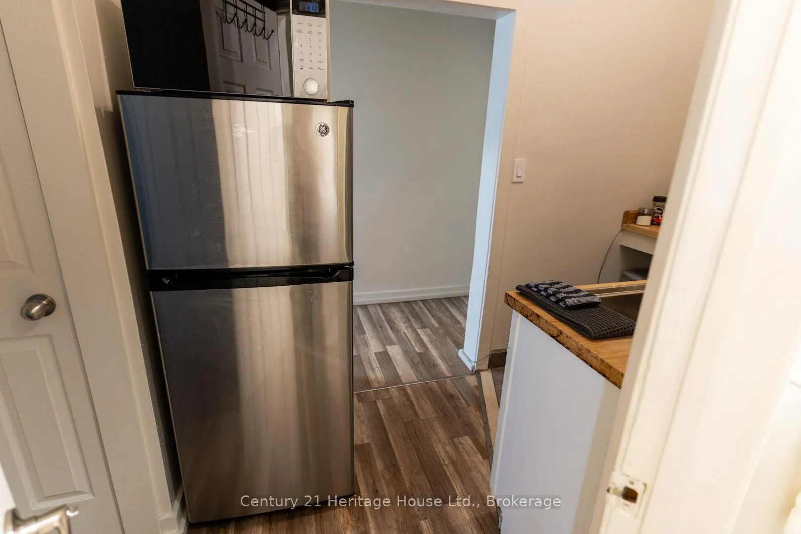 Photo 20 of Unit A, 210 Wilson Street, Hamilton, Landsdale — HOMEH