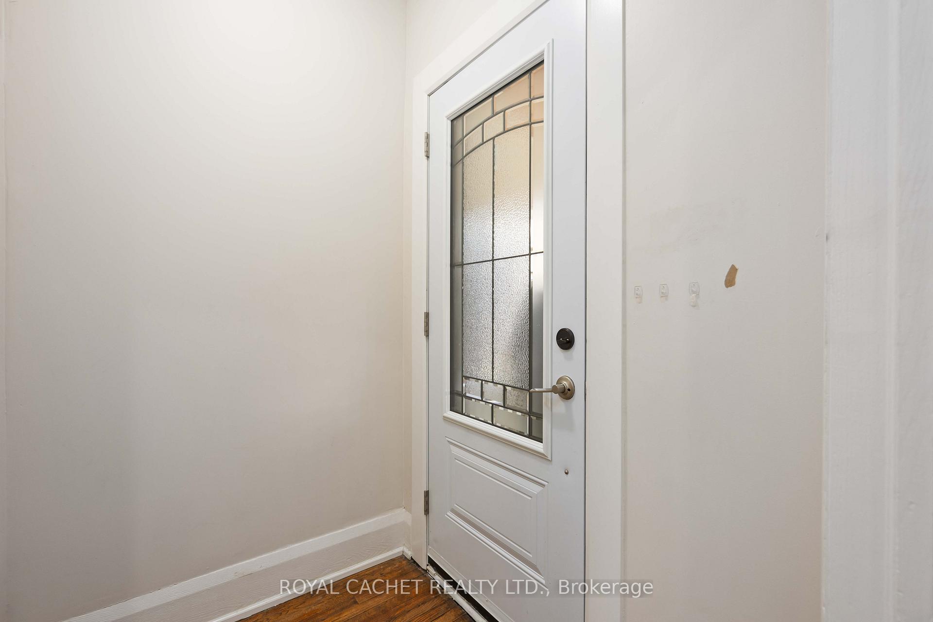 Photo 6 of 54 Glenmore Road, Toronto, Woodbine Corridor — HOMEH