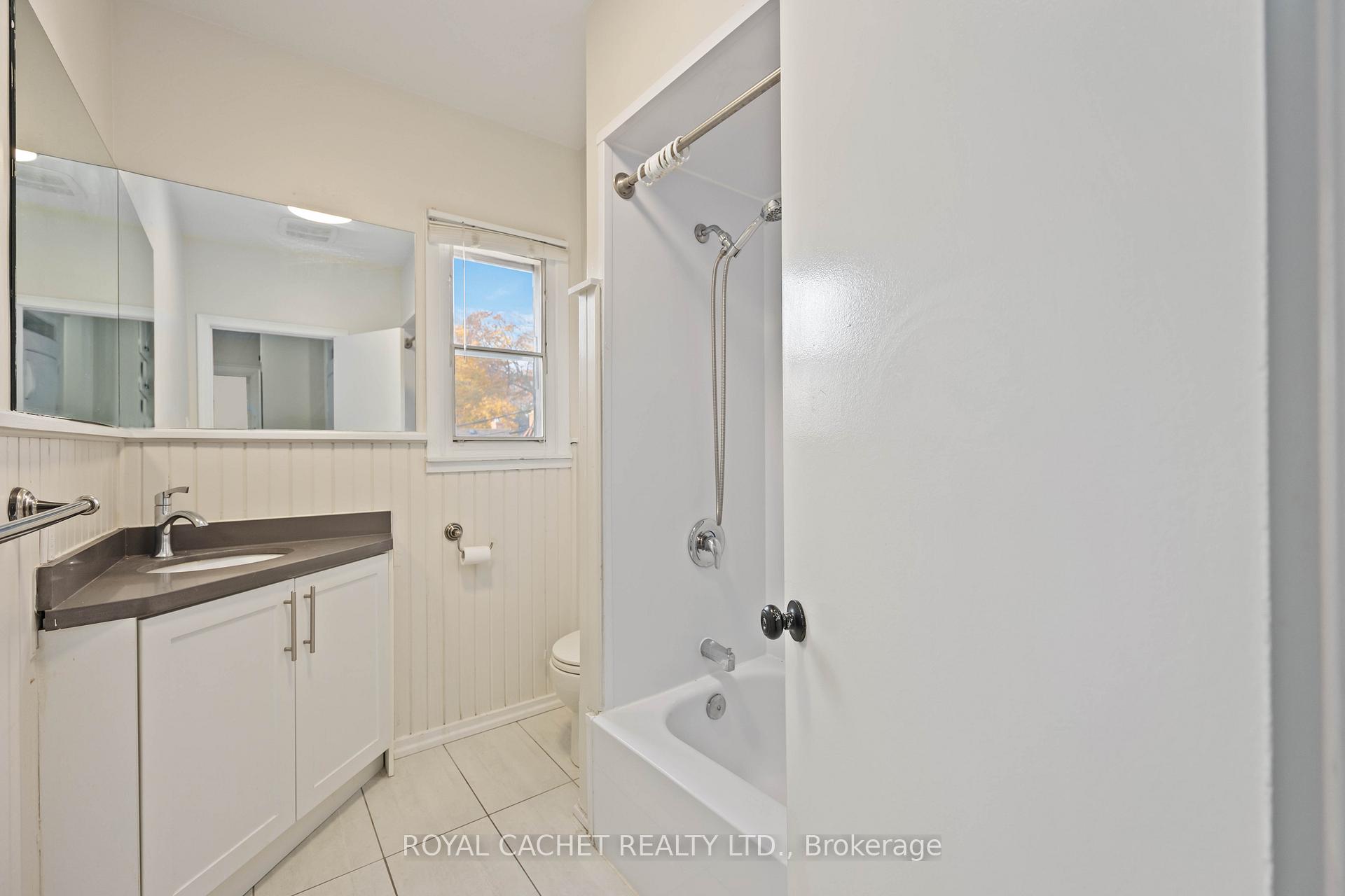 Photo 18 of 54 Glenmore Road, Toronto, Woodbine Corridor — HOMEH