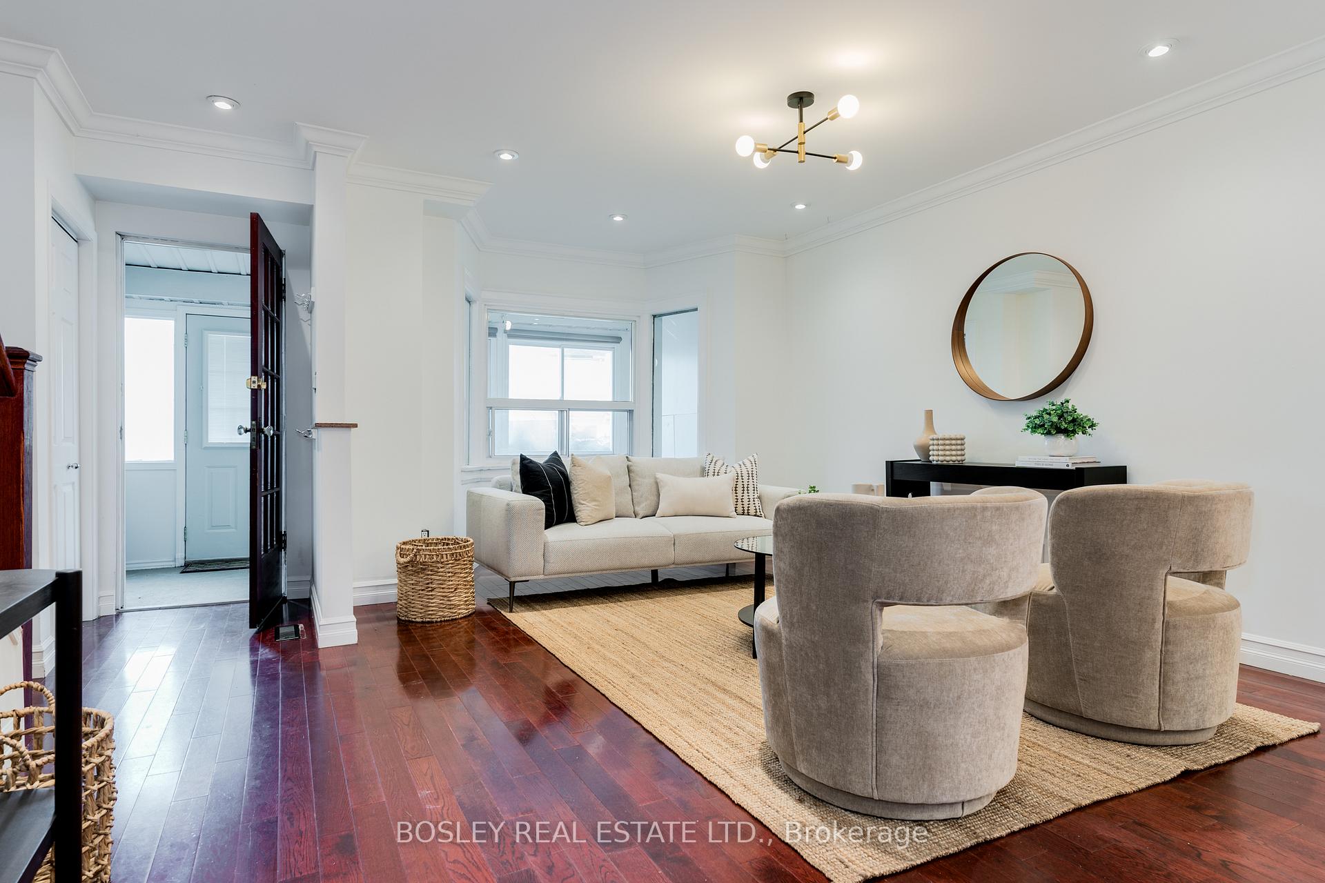 Photo 4 of 1716 Dundas Street E, Toronto, Greenwood-Coxwell — HOMEH