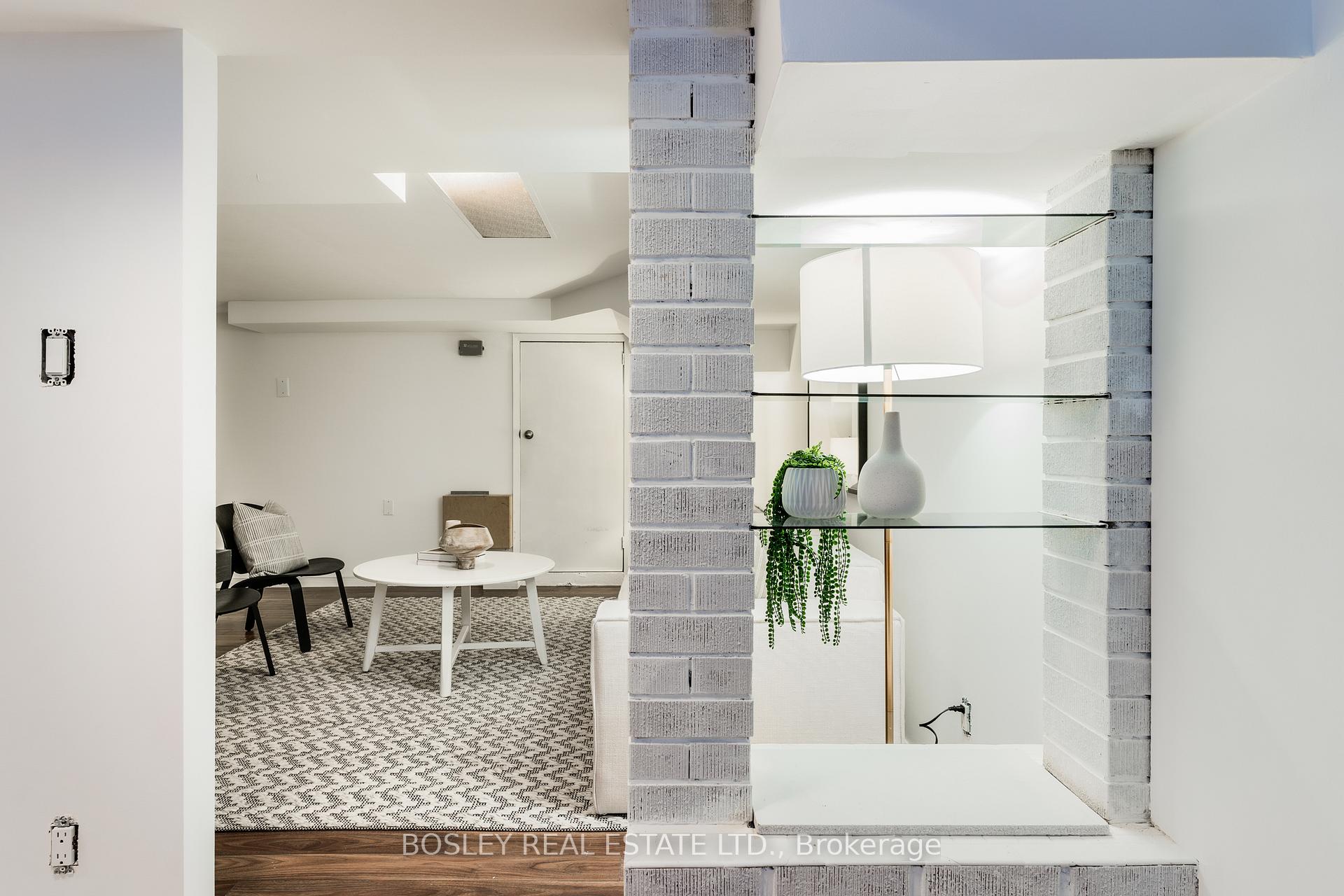 Photo 35 of 1716 Dundas Street E, Toronto, Greenwood-Coxwell — HOMEH