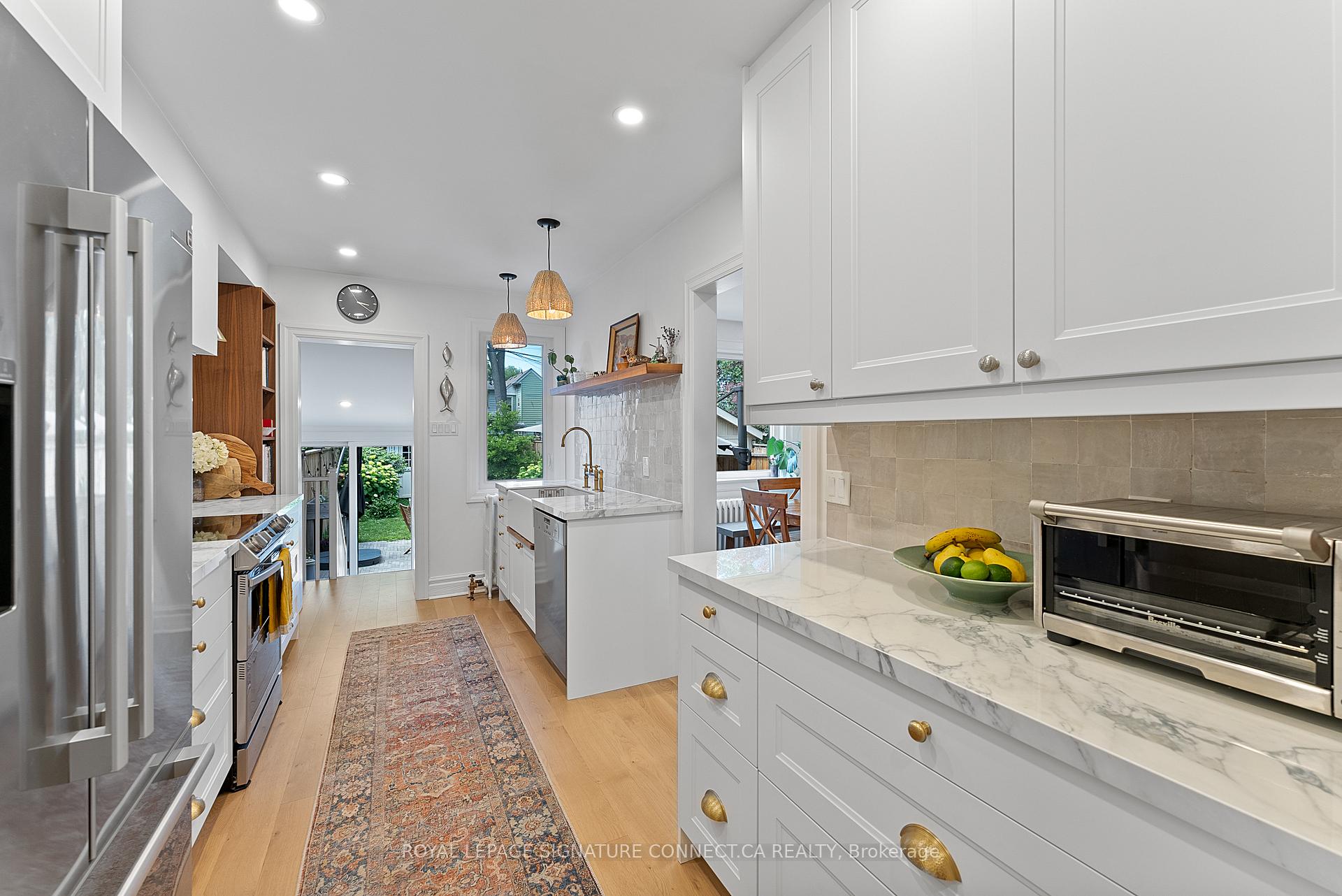 Photo 16 of 16 Springdale Boulevard, Toronto, East York — HOMEH