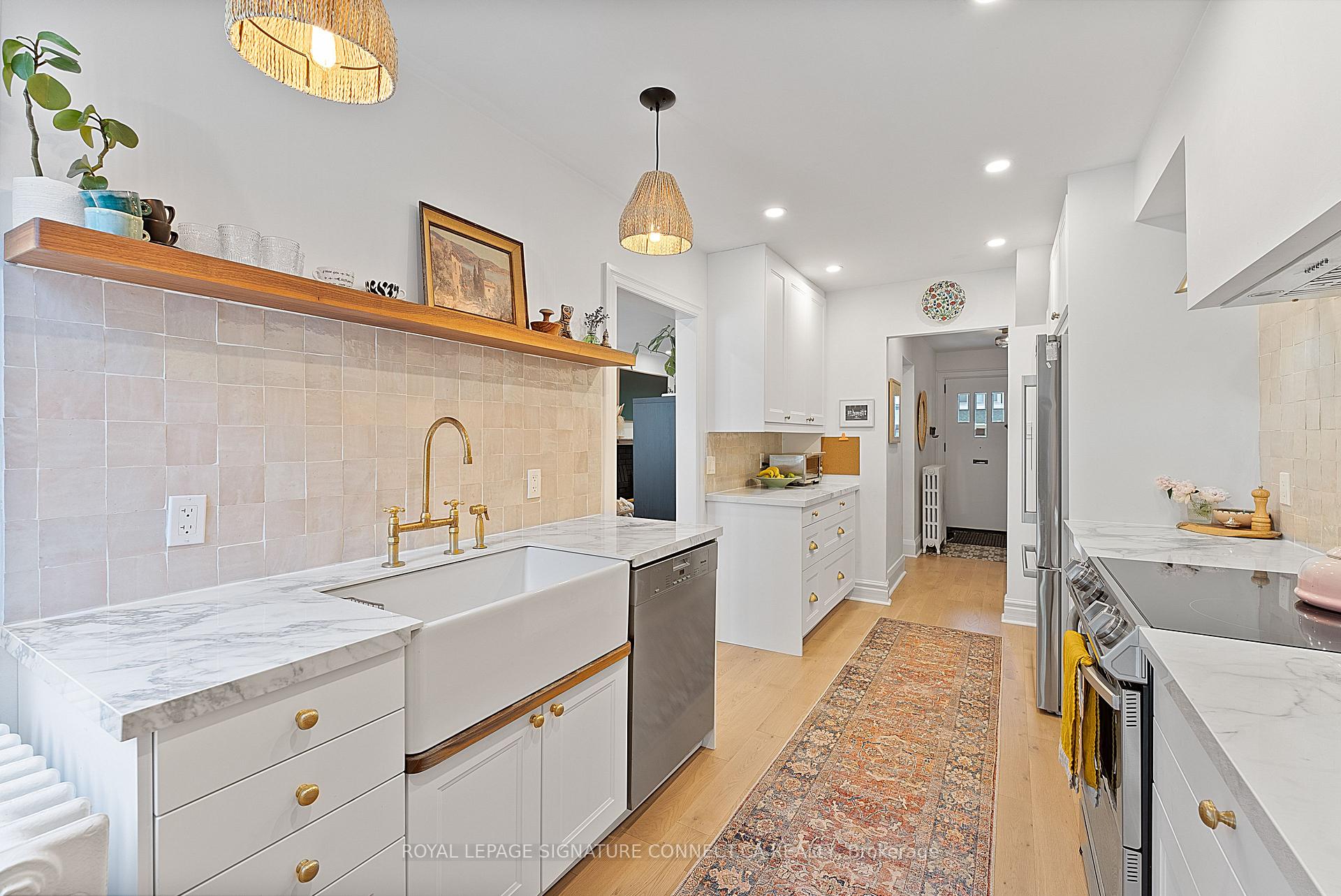 Photo 20 of 16 Springdale Boulevard, Toronto, East York — HOMEH