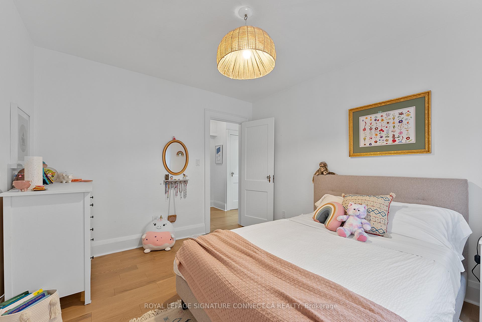Photo 27 of 16 Springdale Boulevard, Toronto, East York — HOMEH