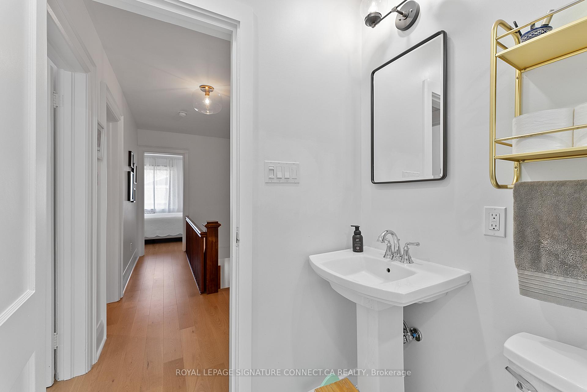 Photo 34 of 16 Springdale Boulevard, Toronto, East York — HOMEH