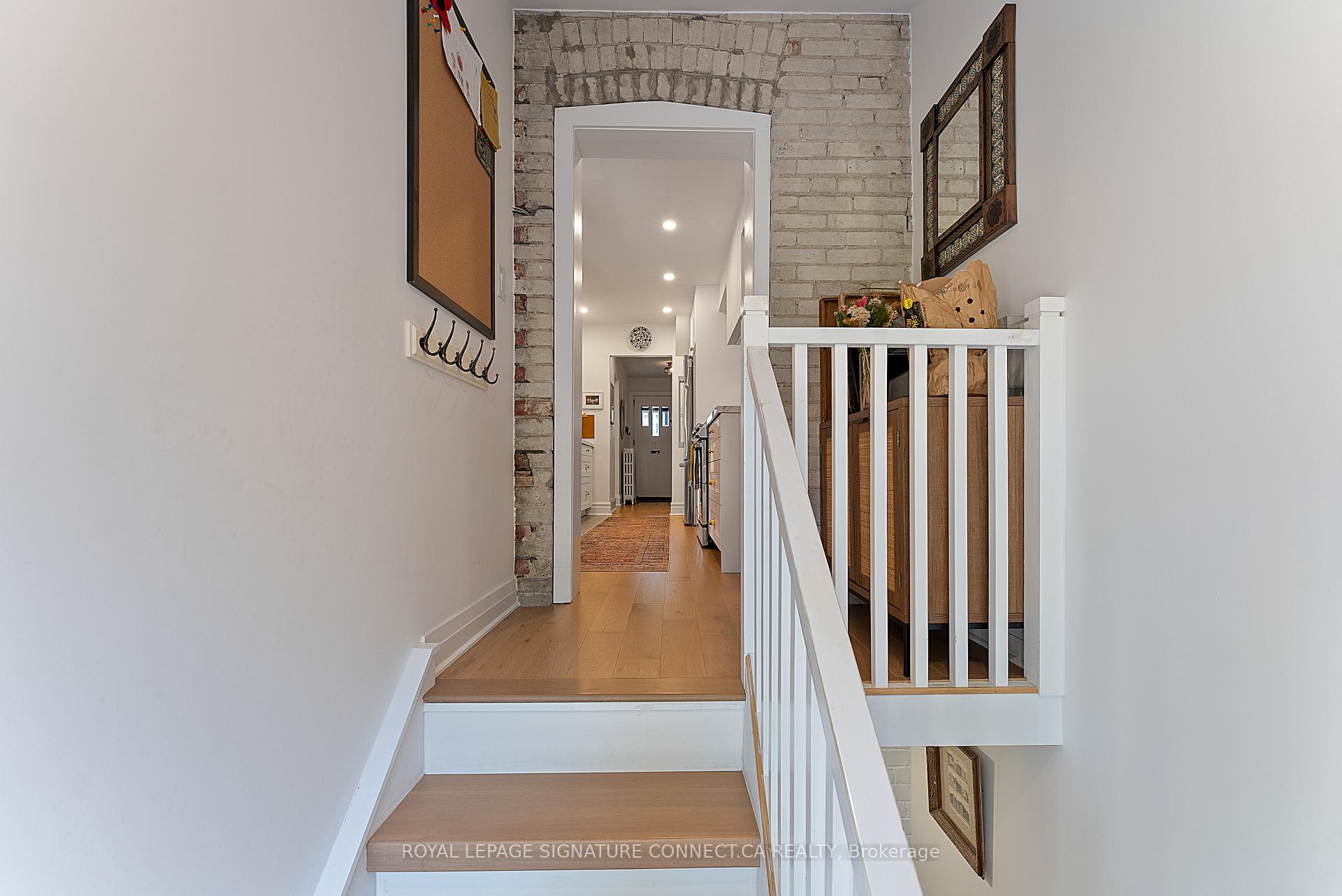 Photo 36 of 16 Springdale Boulevard, Toronto, East York — HOMEH