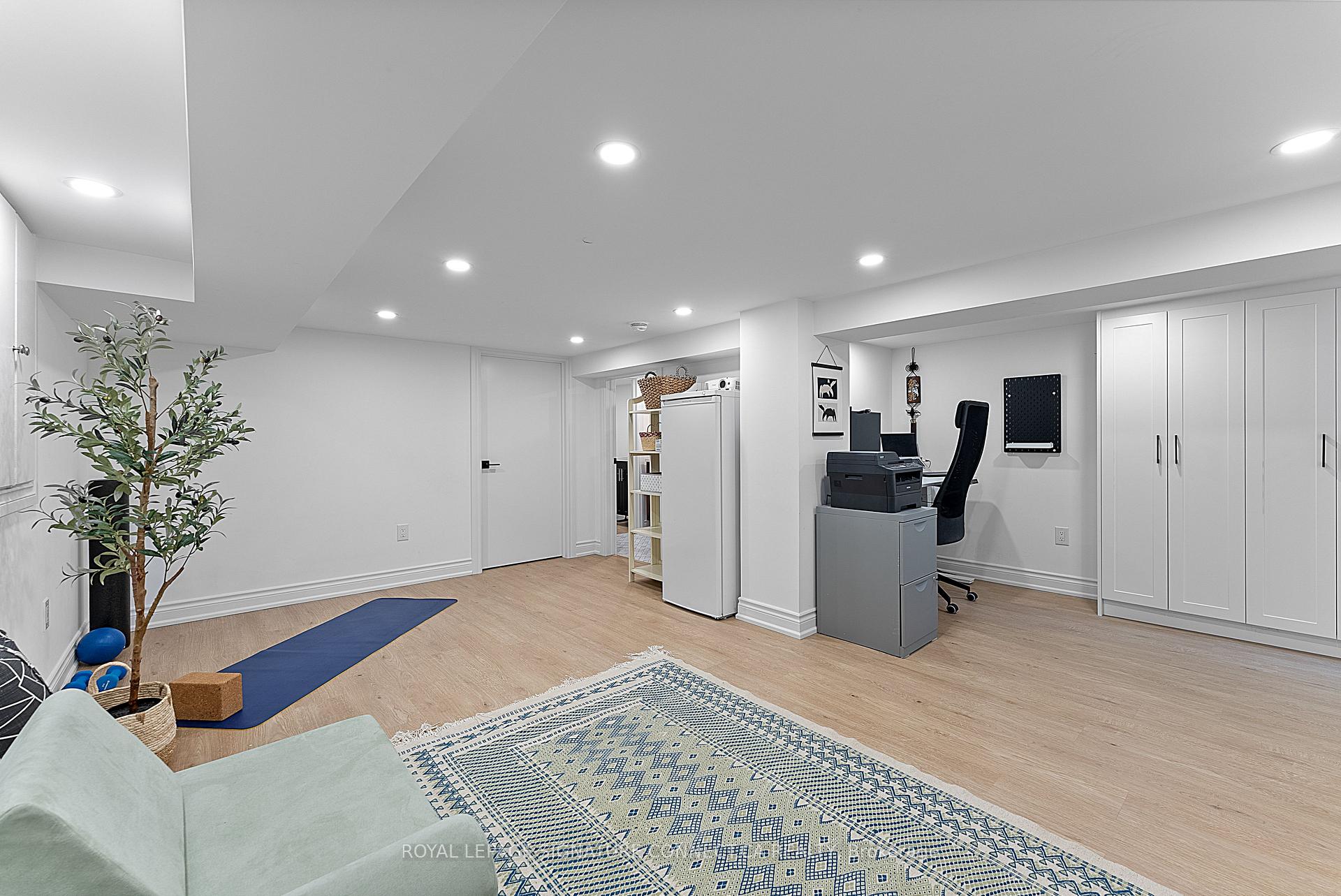 Photo 39 of 16 Springdale Boulevard, Toronto, East York — HOMEH