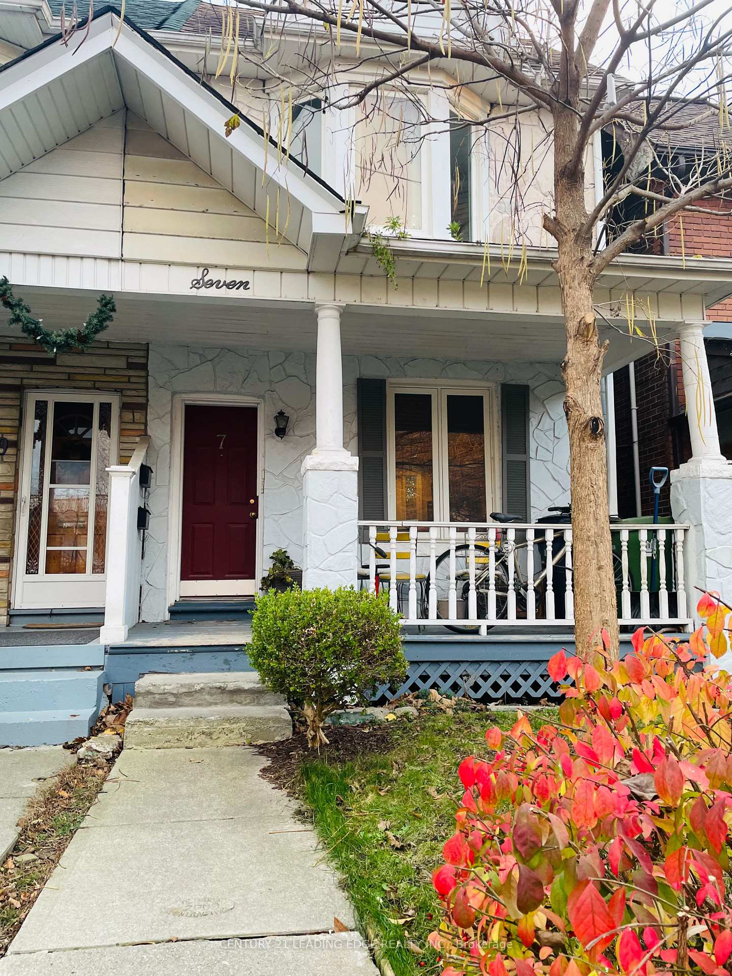 Front of 7 Hunter Street