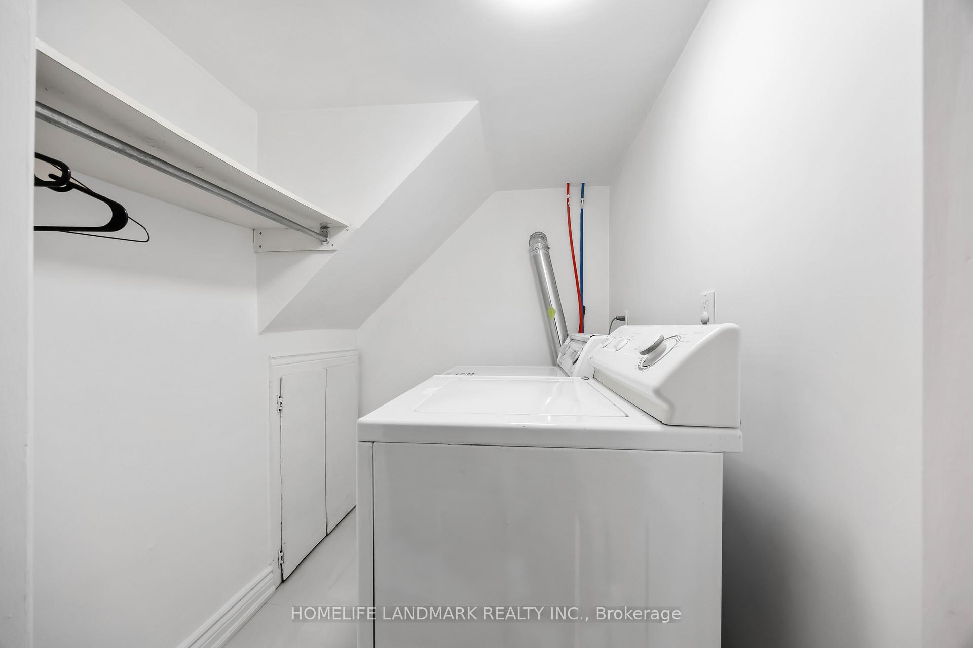 Photo 18 of Unit Main, 160 Humewood Drive, Toronto, Humewood-Cedarvale — HOMEH