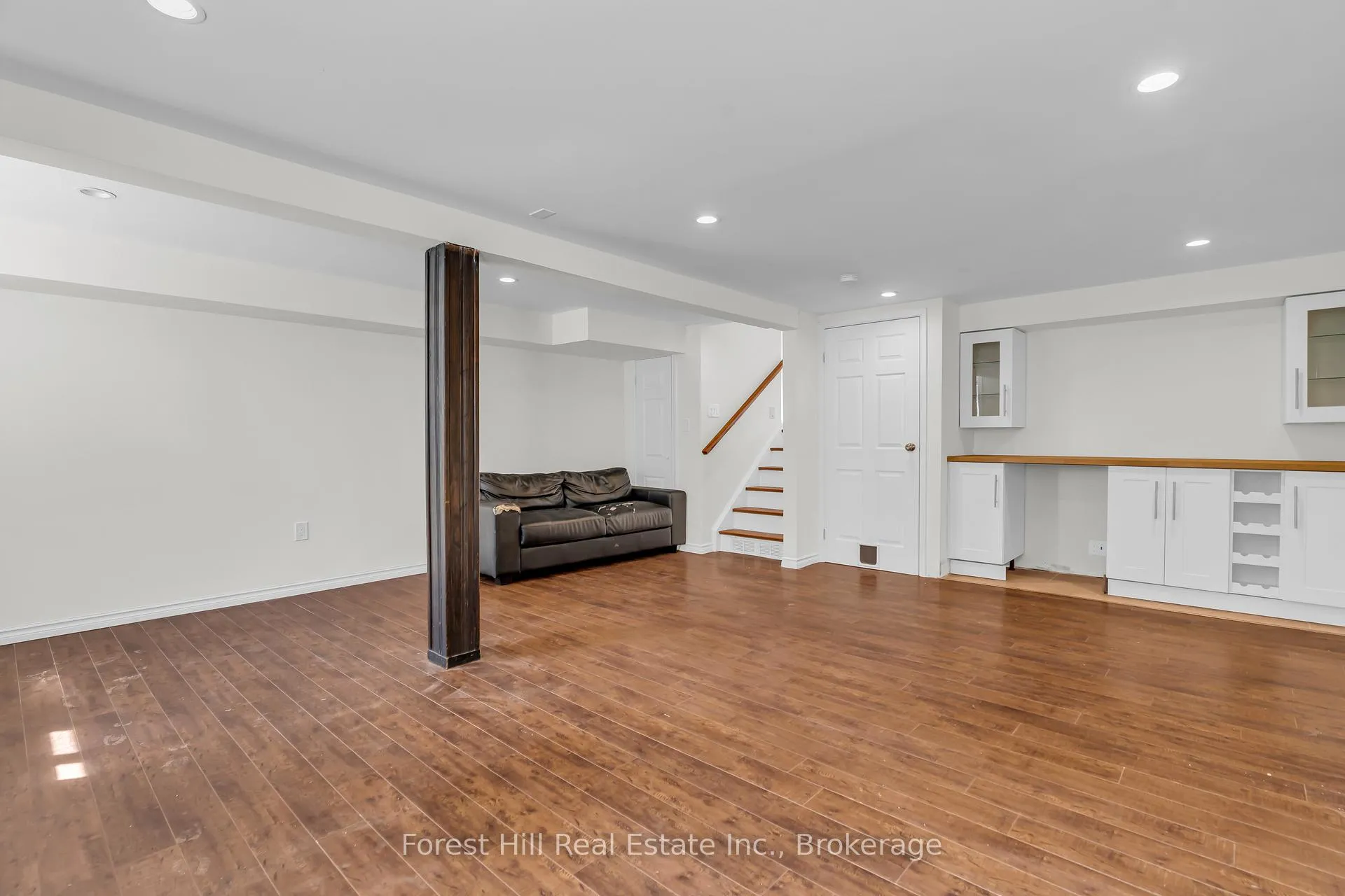 Photo 26 of 15 Homestead Place, Kitchener — HOMEH