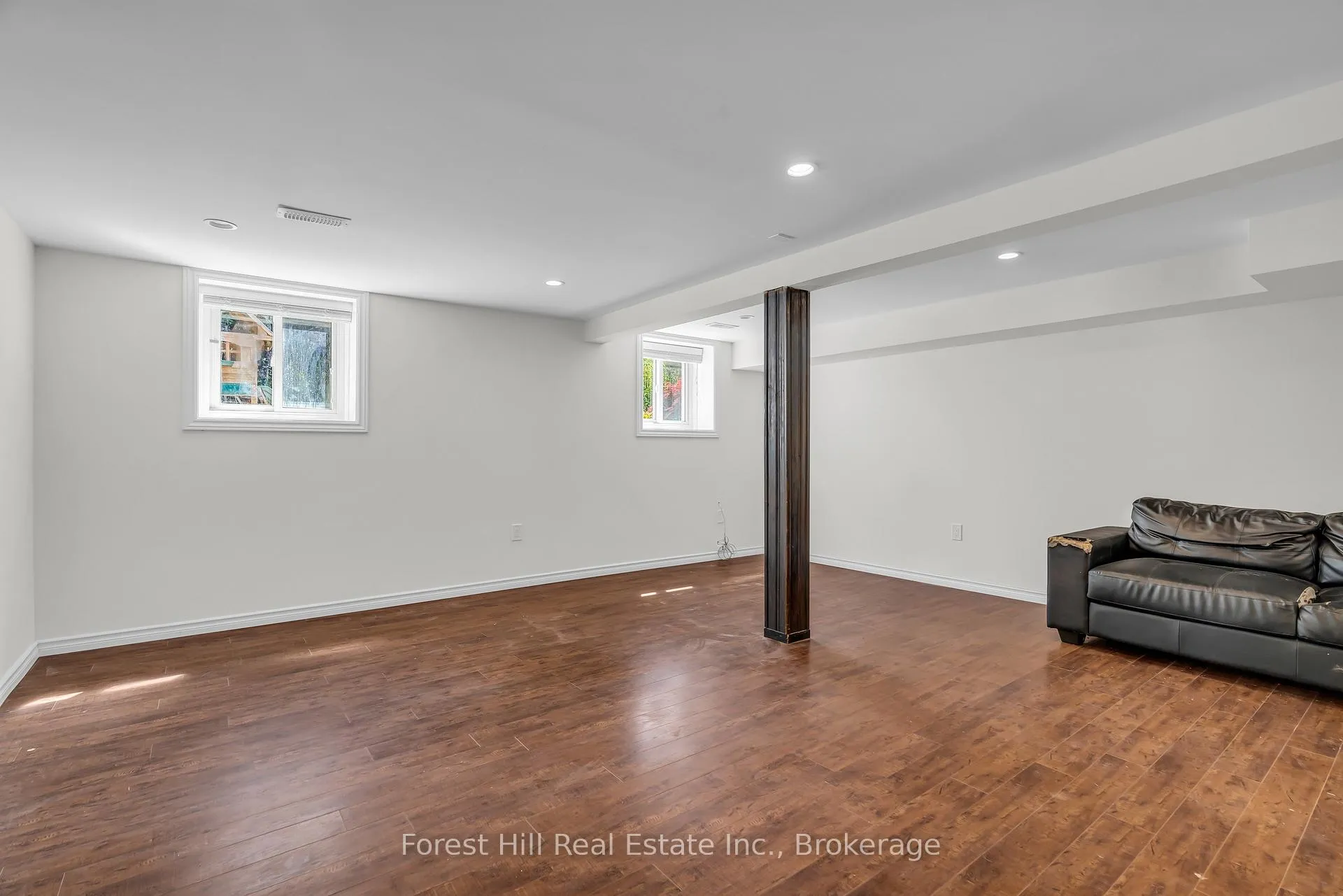 Photo 27 of 15 Homestead Place, Kitchener — HOMEH