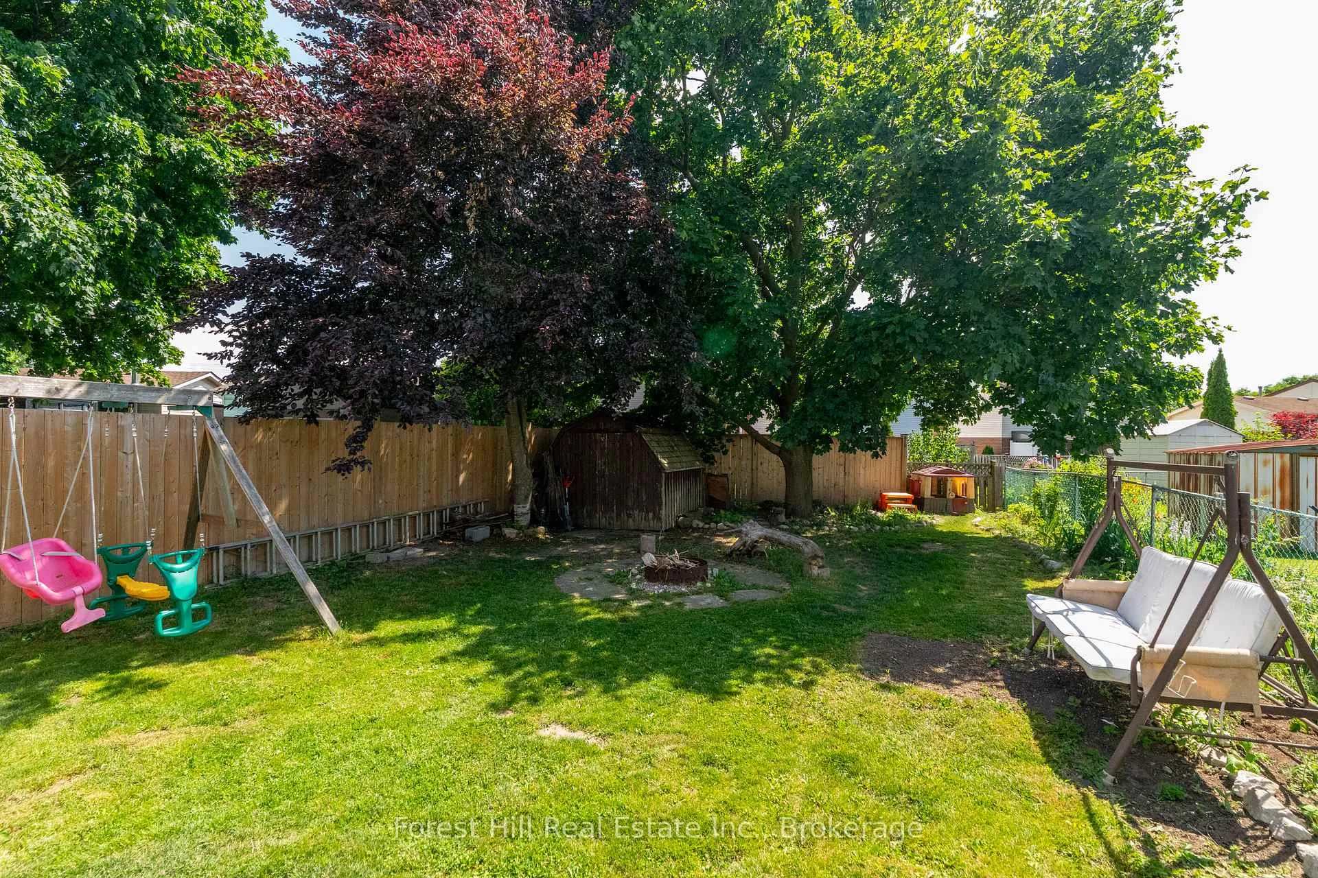 Photo 34 of 15 Homestead Place, Kitchener — HOMEH