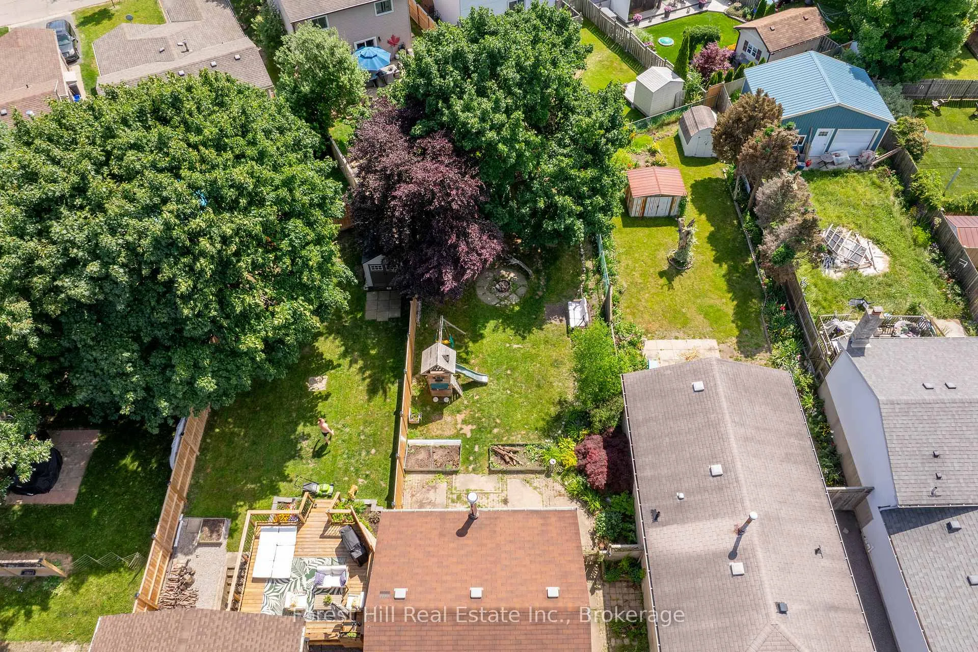 Photo 38 of 15 Homestead Place, Kitchener — HOMEH