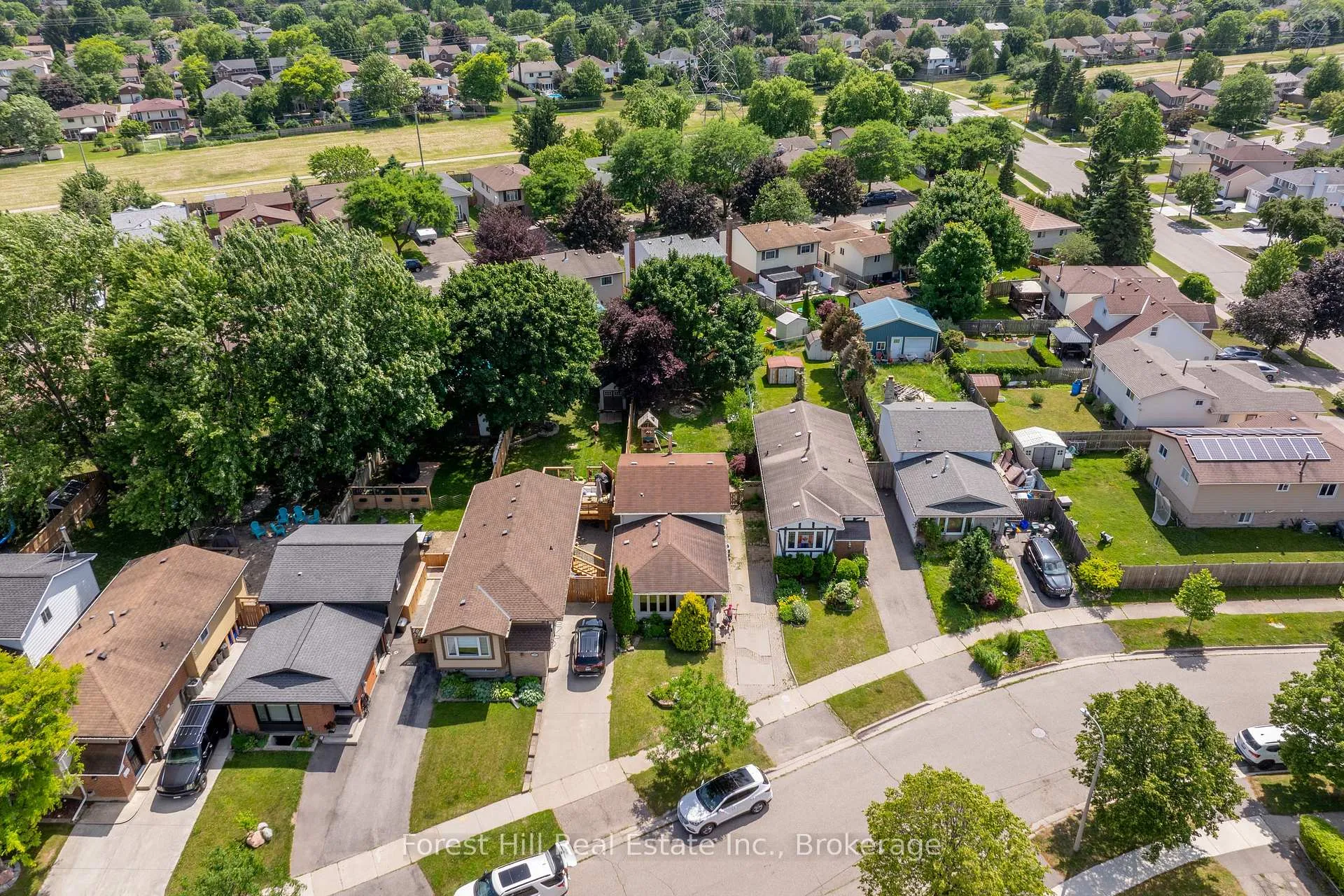 Photo 39 of 15 Homestead Place, Kitchener — HOMEH