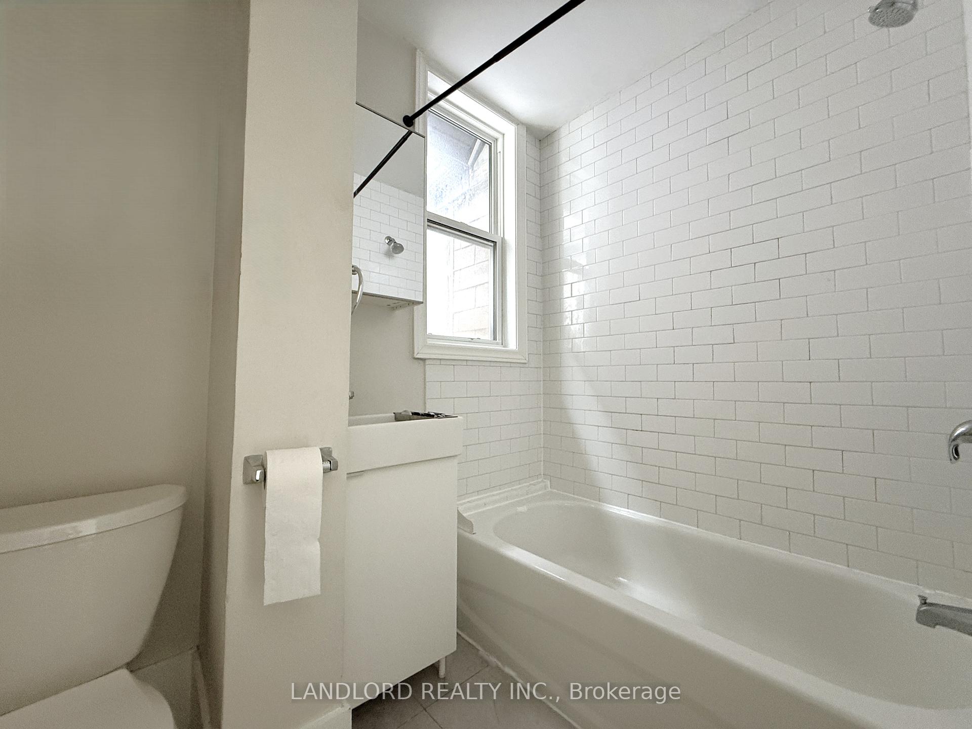 Photo 10 of Unit 1, 1 Foxley Street, Toronto, Trinity-Bellwoods — HOMEH