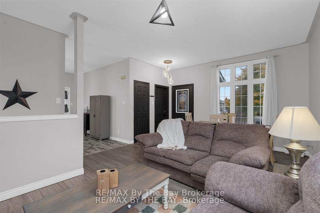 Photo 11 of 27 Georgias Walk, Tay, Victoria Harbour — HOMEH