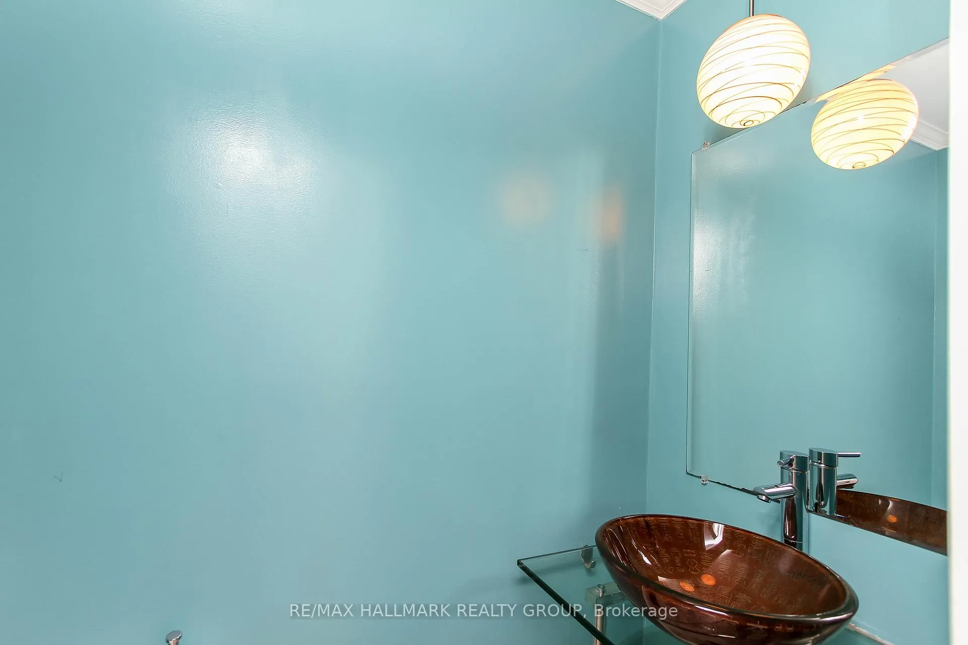 Photo 17 of 1210 Bordeau Grove, Ottawa, Convent Glen — HOMEH