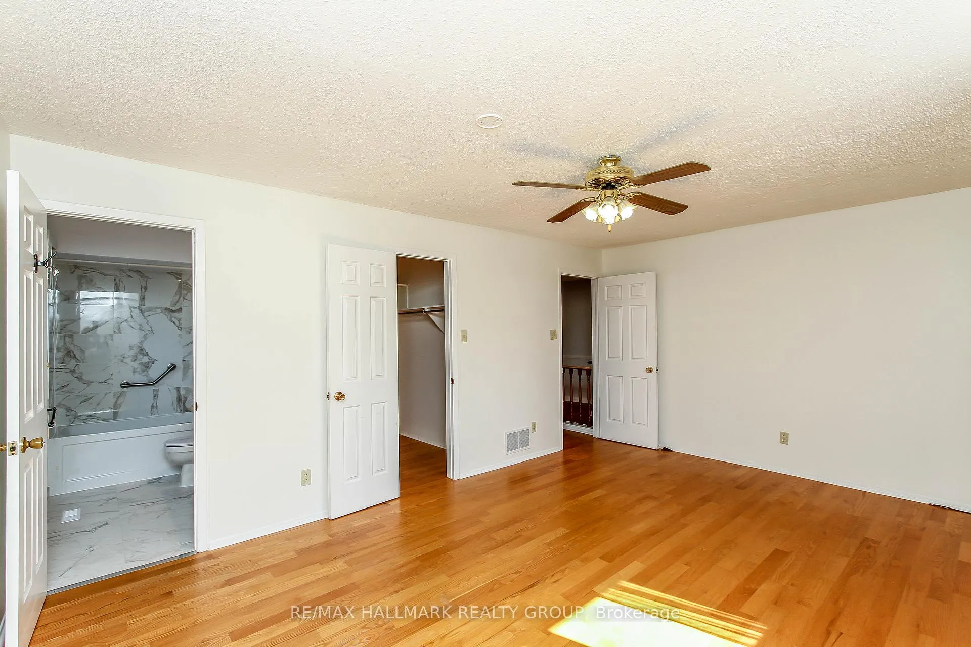 Photo 22 of 1210 Bordeau Grove, Ottawa, Convent Glen — HOMEH