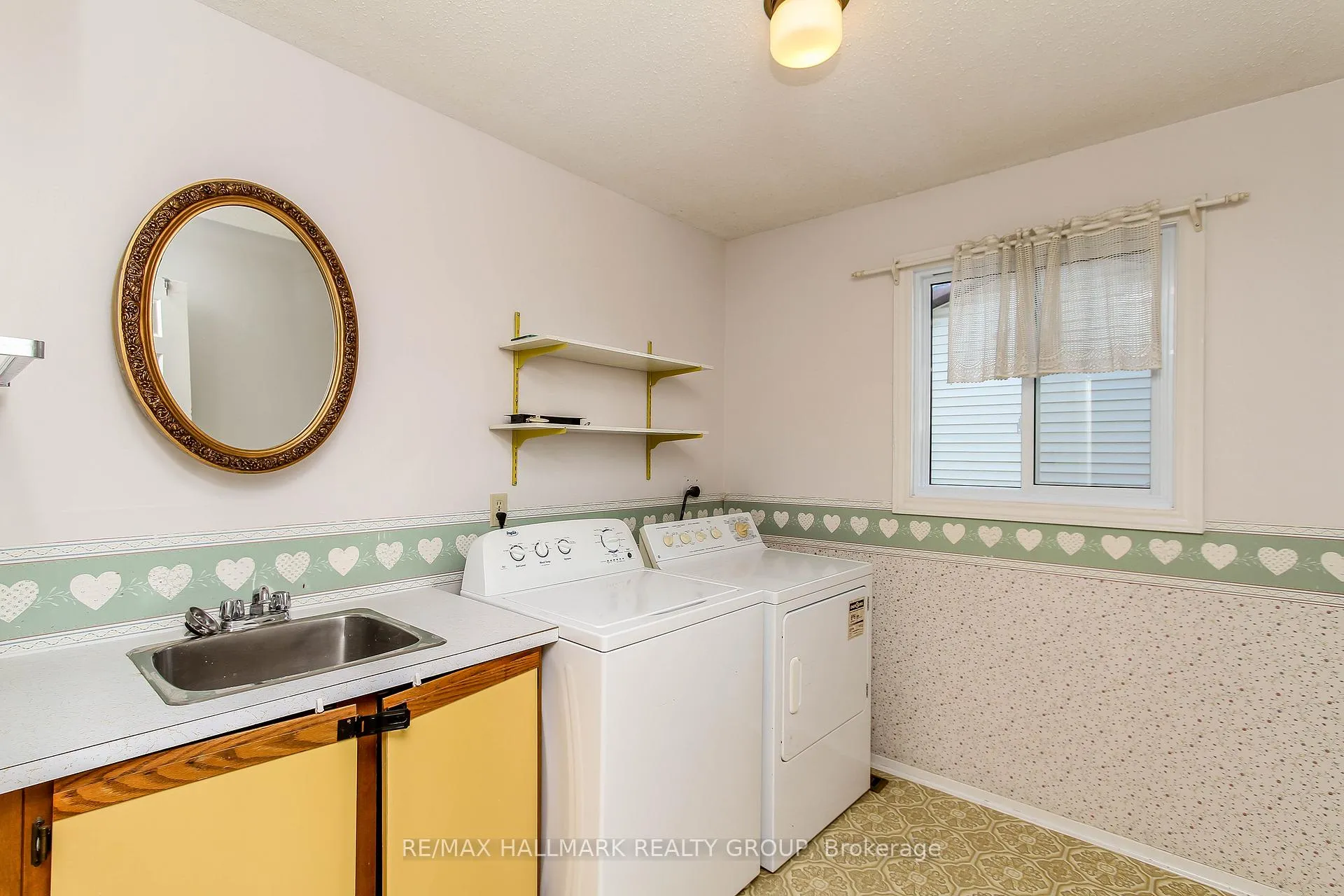 Photo 32 of 1210 Bordeau Grove, Ottawa, Convent Glen — HOMEH
