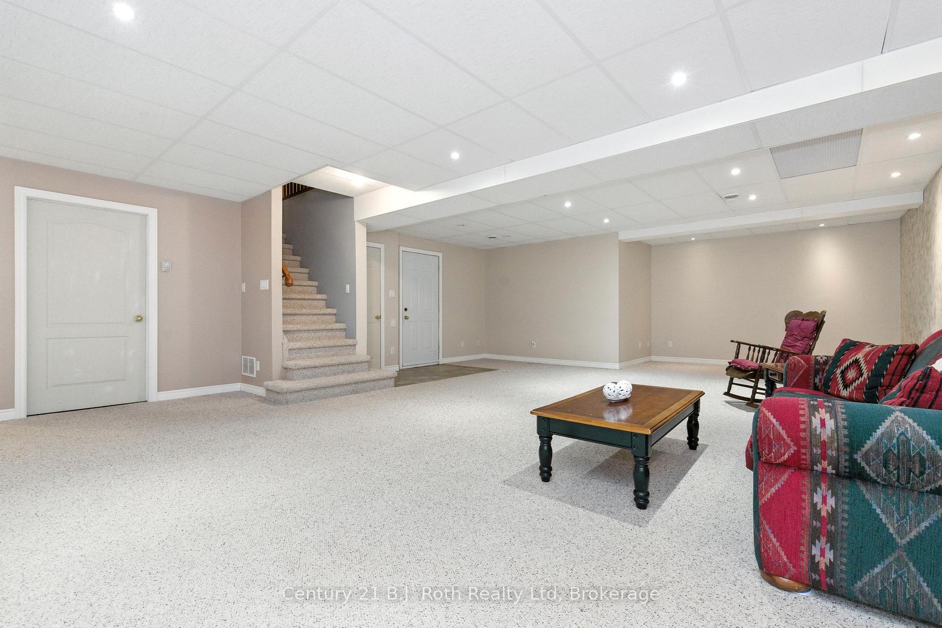 Photo 27 of 1749 Golf Link Road, Tiny, Rural Tiny — HOMEH