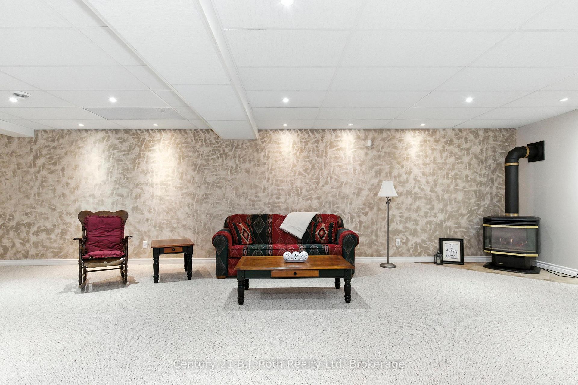 Photo 29 of 1749 Golf Link Road, Tiny, Rural Tiny — HOMEH