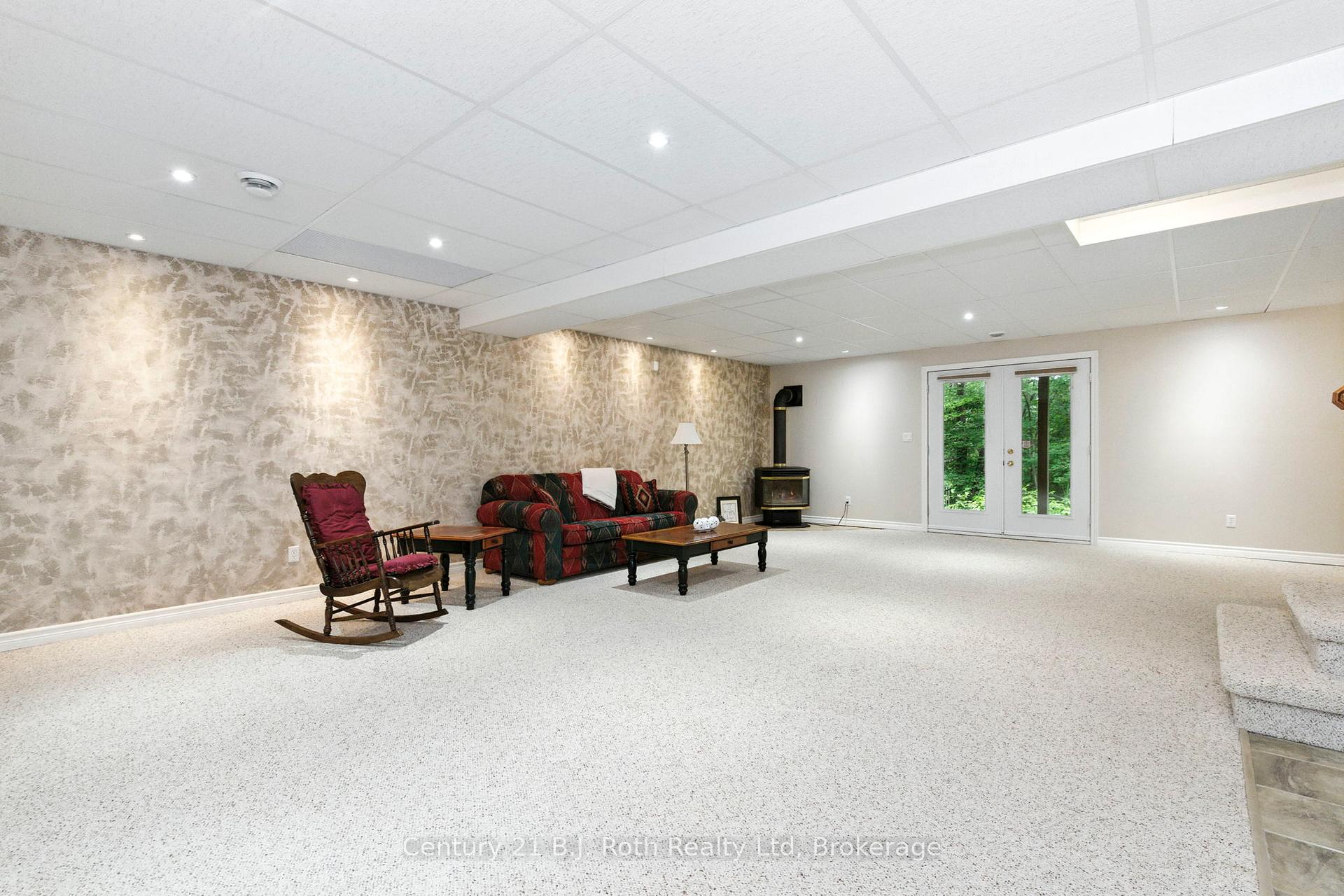Photo 31 of 1749 Golf Link Road, Tiny, Rural Tiny — HOMEH