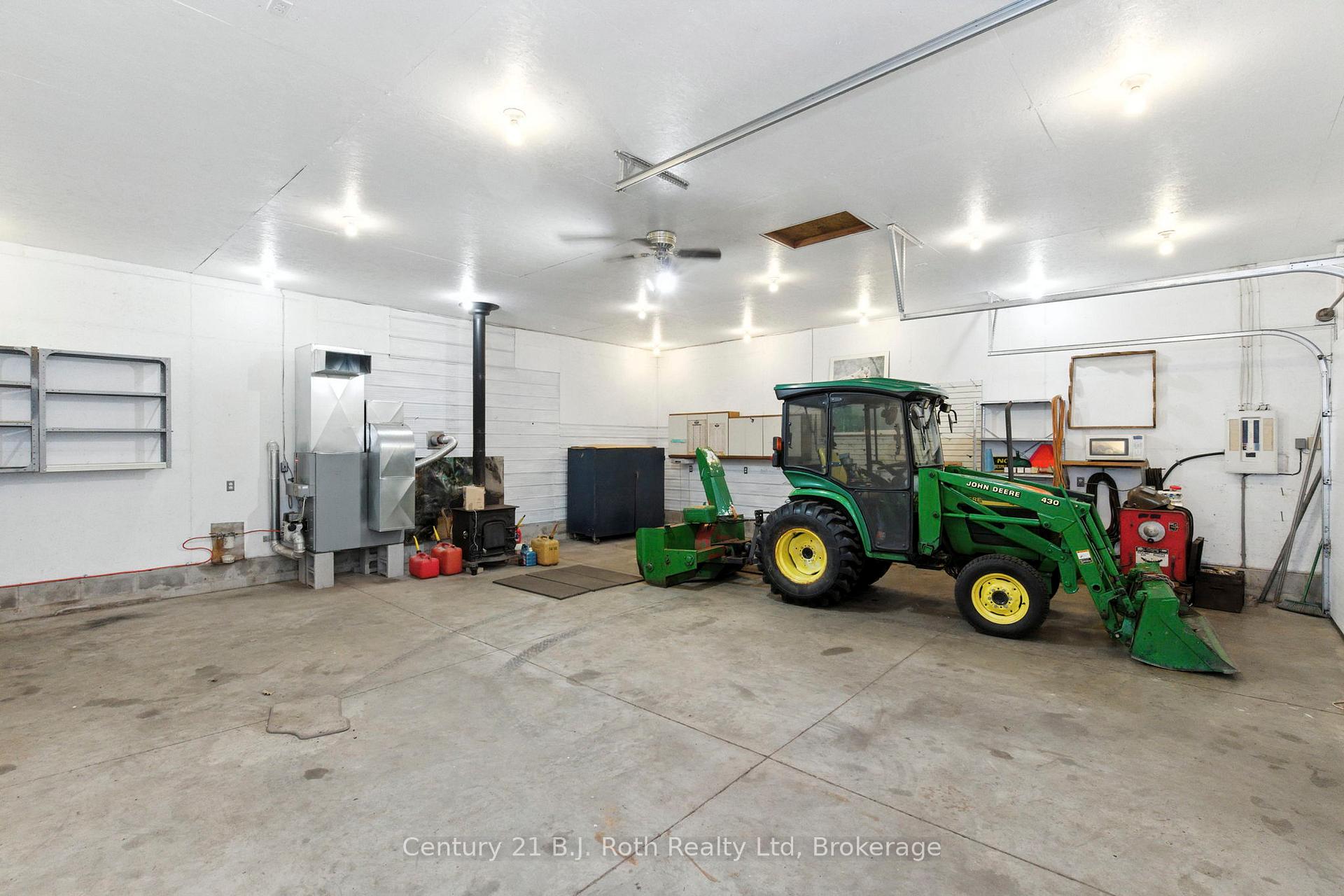 Photo 48 of 1749 Golf Link Road, Tiny, Rural Tiny — HOMEH