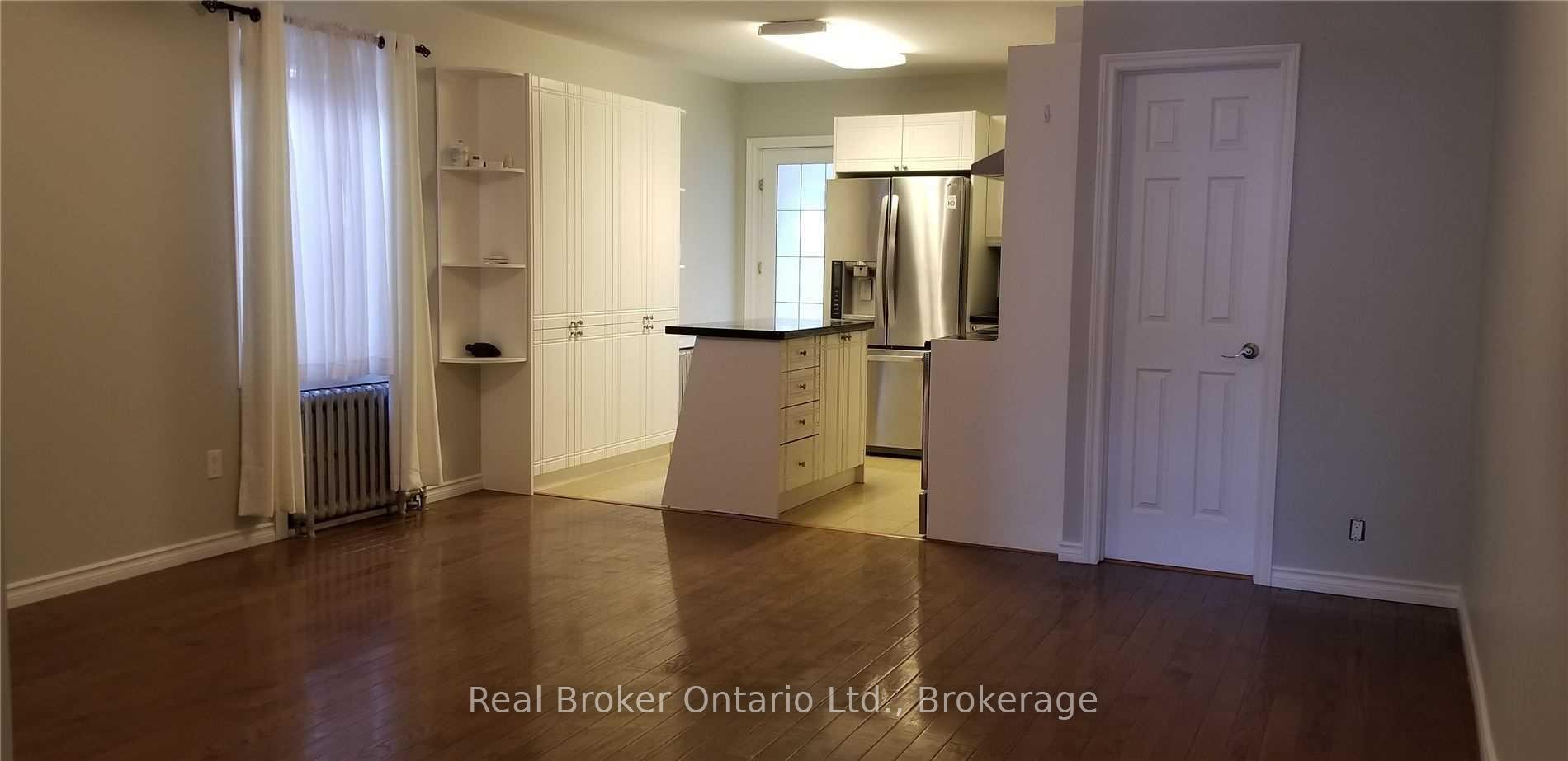 Photo 3 of 1997 Danforth Avenue, Toronto, Woodbine Corridor — HOMEH