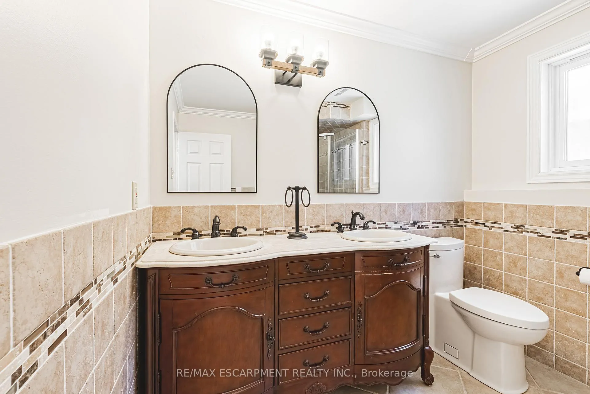 Photo 33 of 106 Highbury Drive, Hamilton, Stoney Creek Mountain — HOMEH