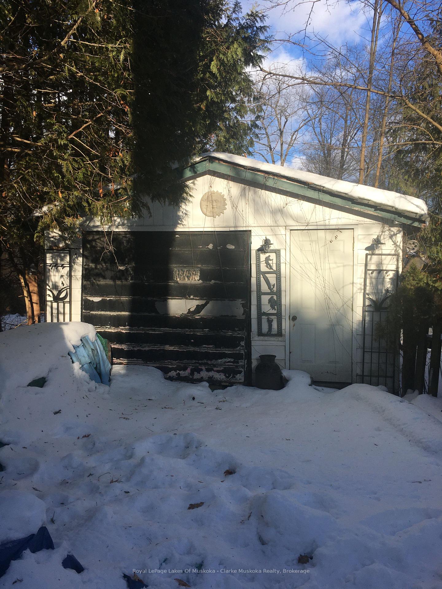 Photo 3 of 307 Tiny Beaches Road S, Tiny, Rural Tiny — HOMEH