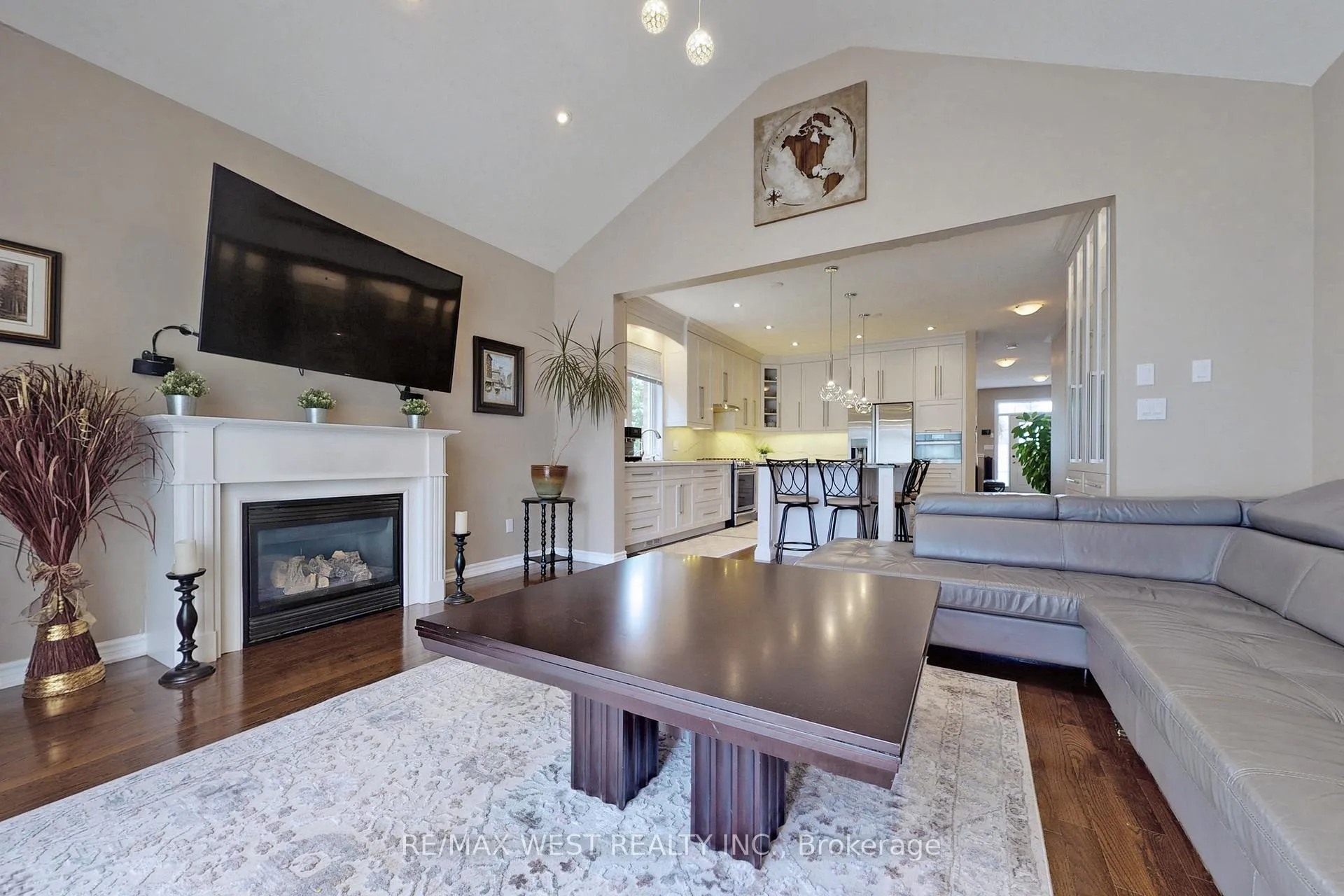 Photo 11 of 9 Aberfoyle Mill Crescent, Puslinch, Aberfoyle — HOMEH