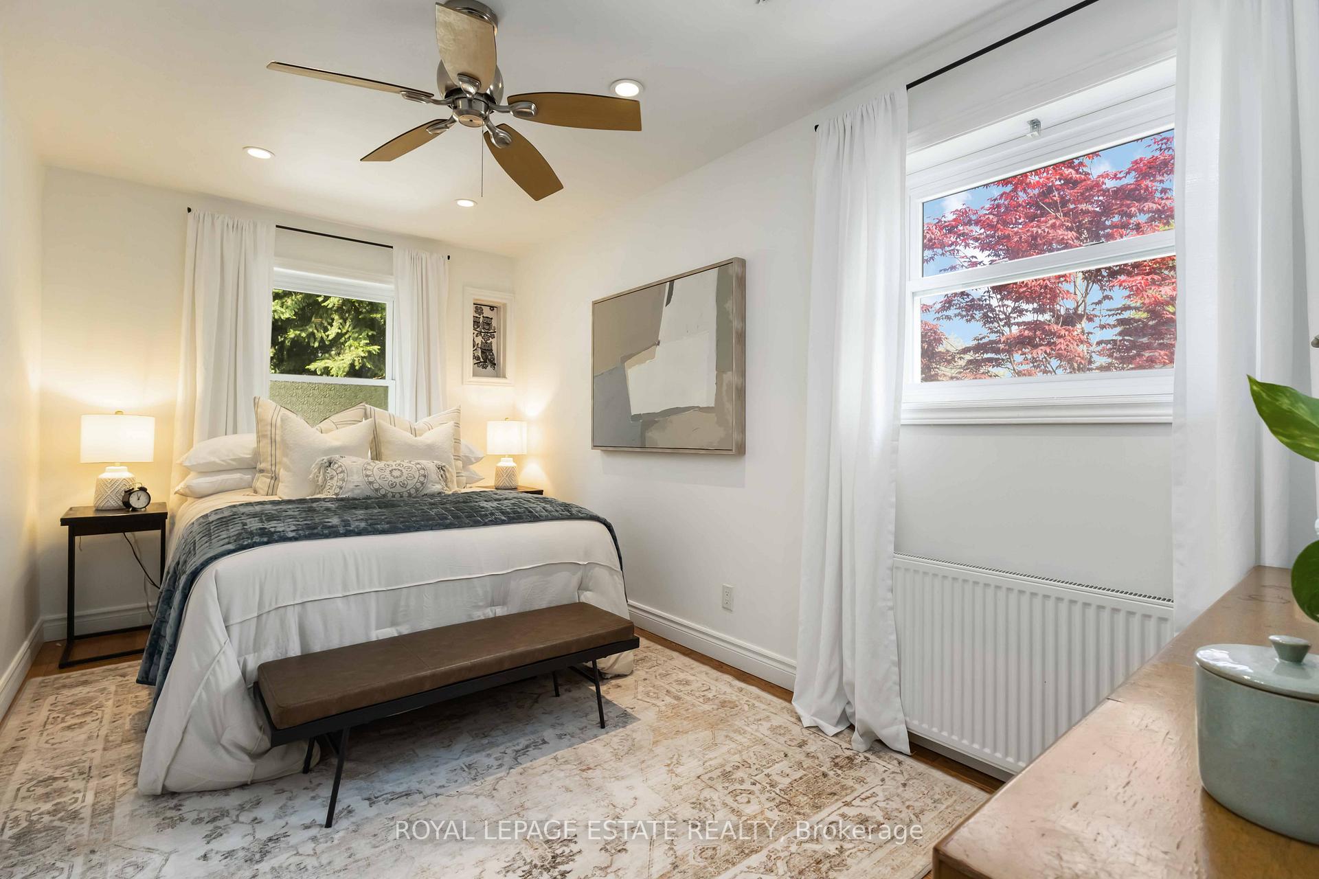 Photo 18 of 185 Oak Park Avenue, Toronto, Woodbine-Lumsden — HOMEH