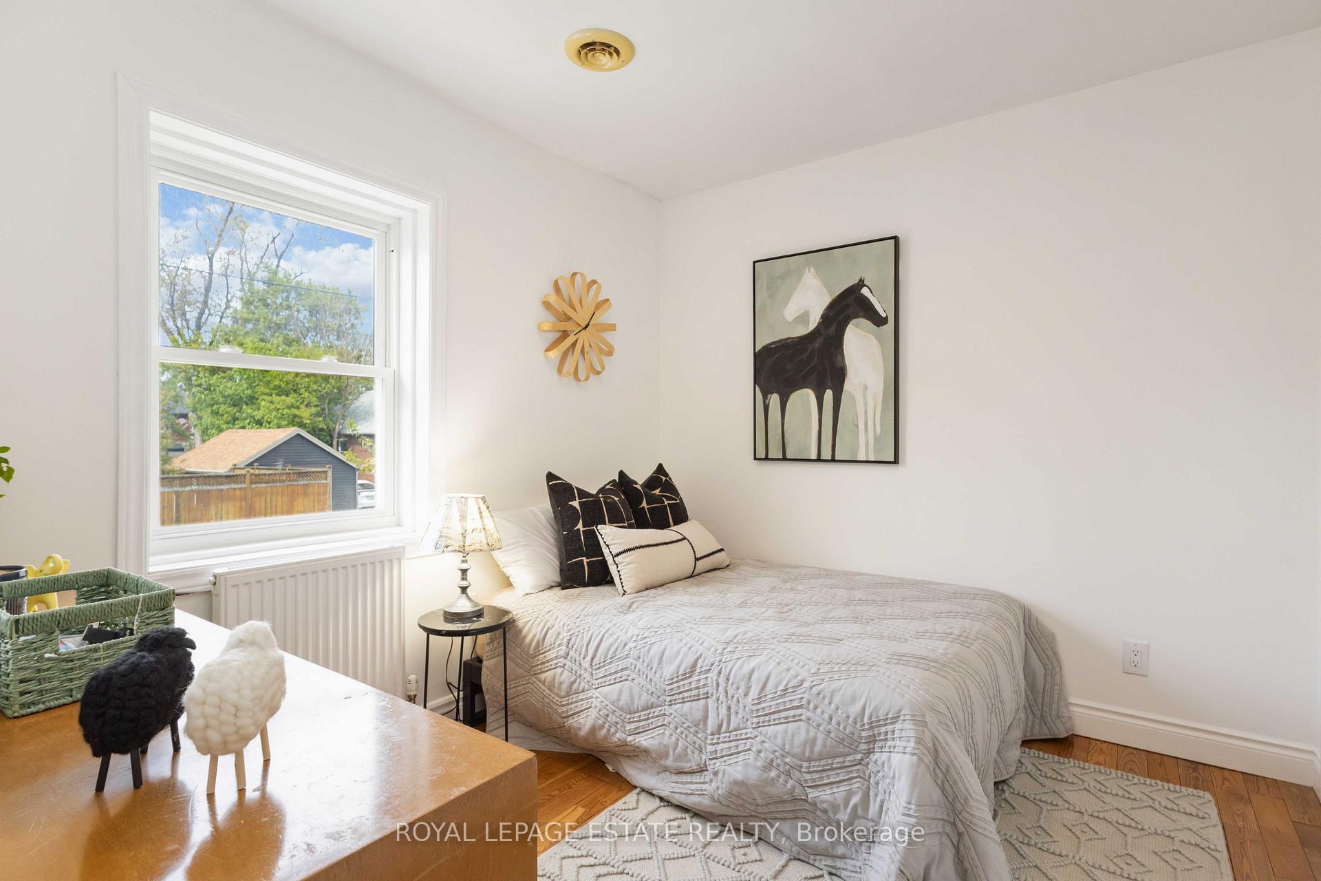 Photo 20 of 185 Oak Park Avenue, Toronto, Woodbine-Lumsden — HOMEH