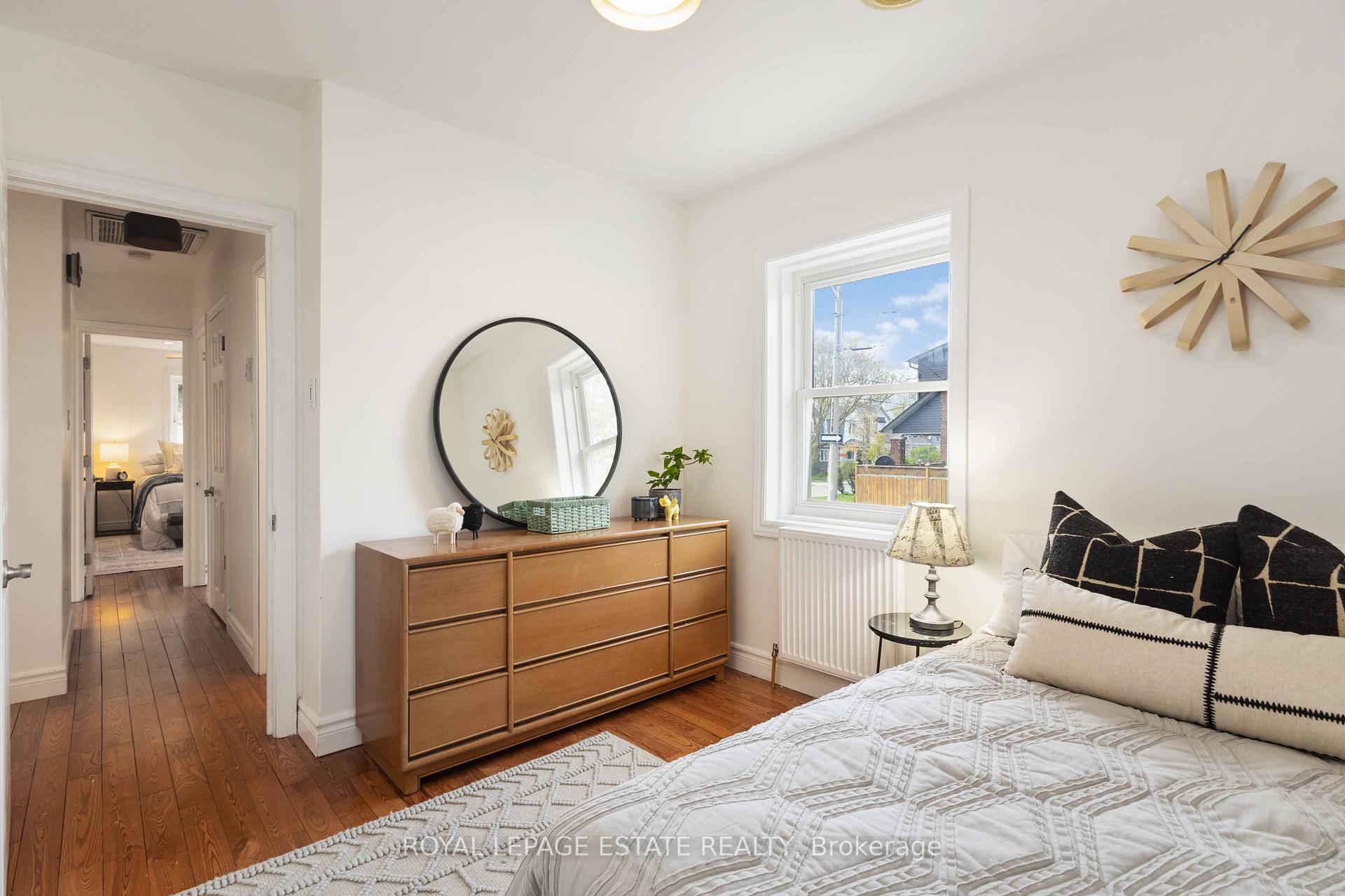 Photo 21 of 185 Oak Park Avenue, Toronto, Woodbine-Lumsden — HOMEH