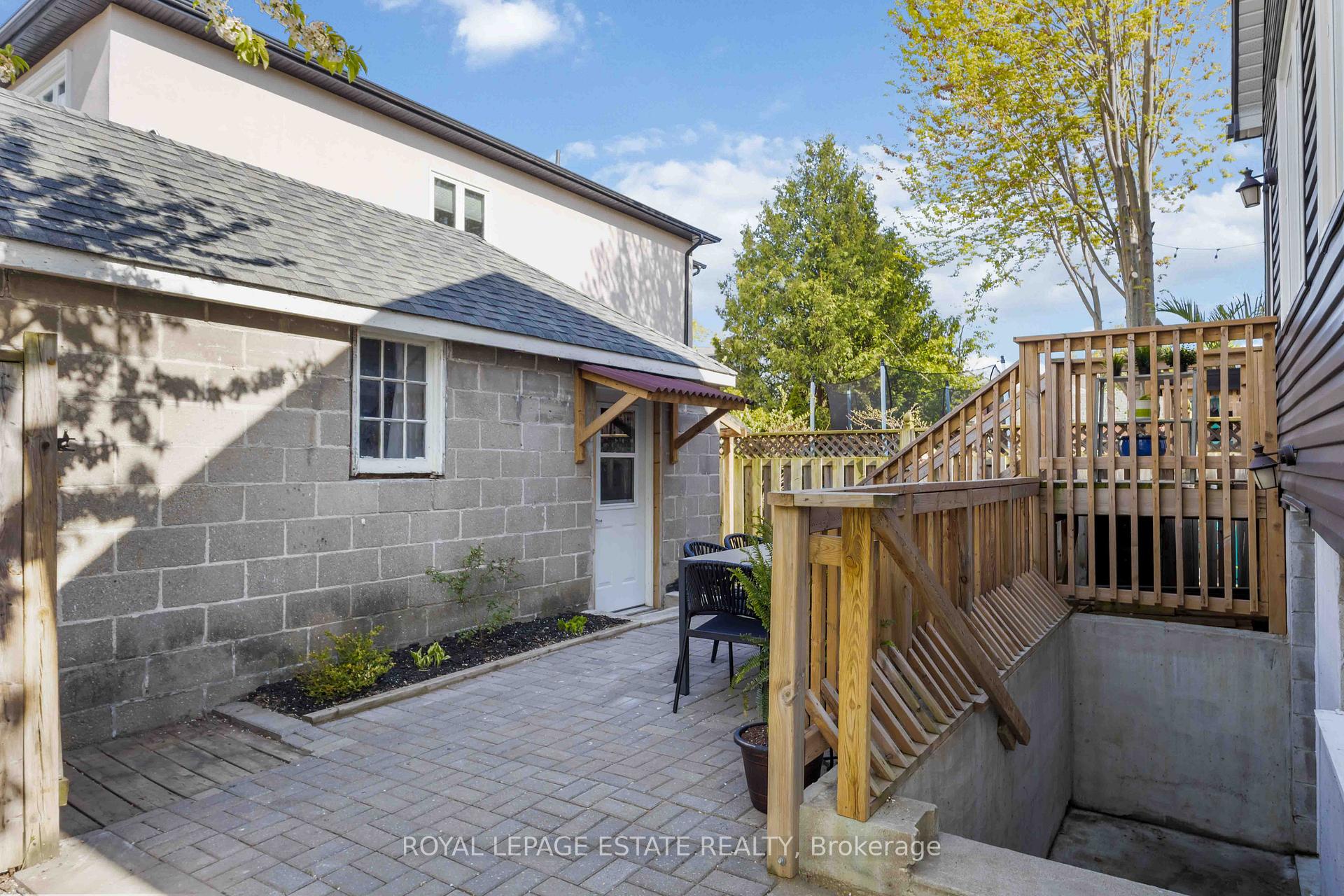 Photo 37 of 185 Oak Park Avenue, Toronto, Woodbine-Lumsden — HOMEH