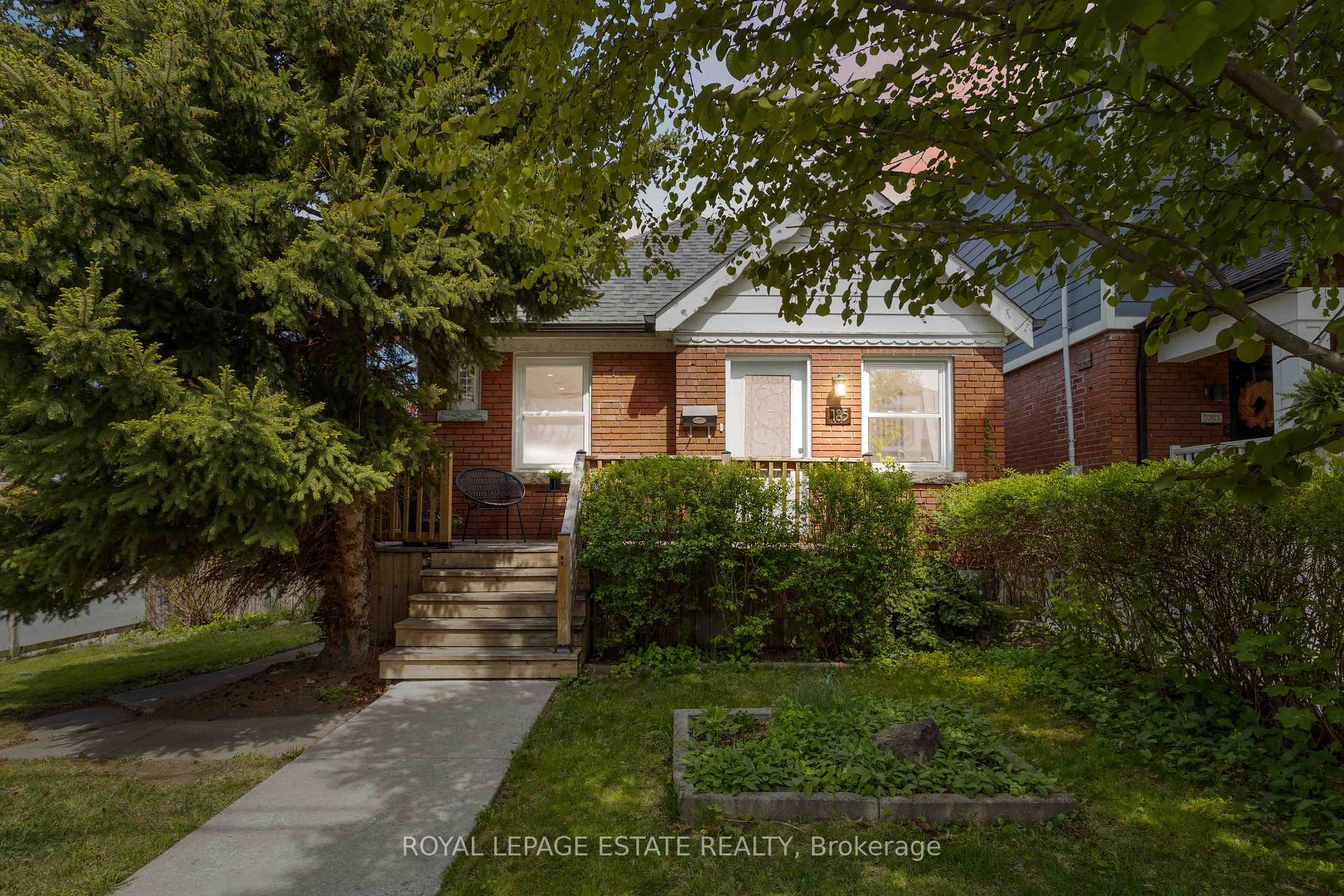 Photo 47 of 185 Oak Park Avenue, Toronto, Woodbine-Lumsden — HOMEH