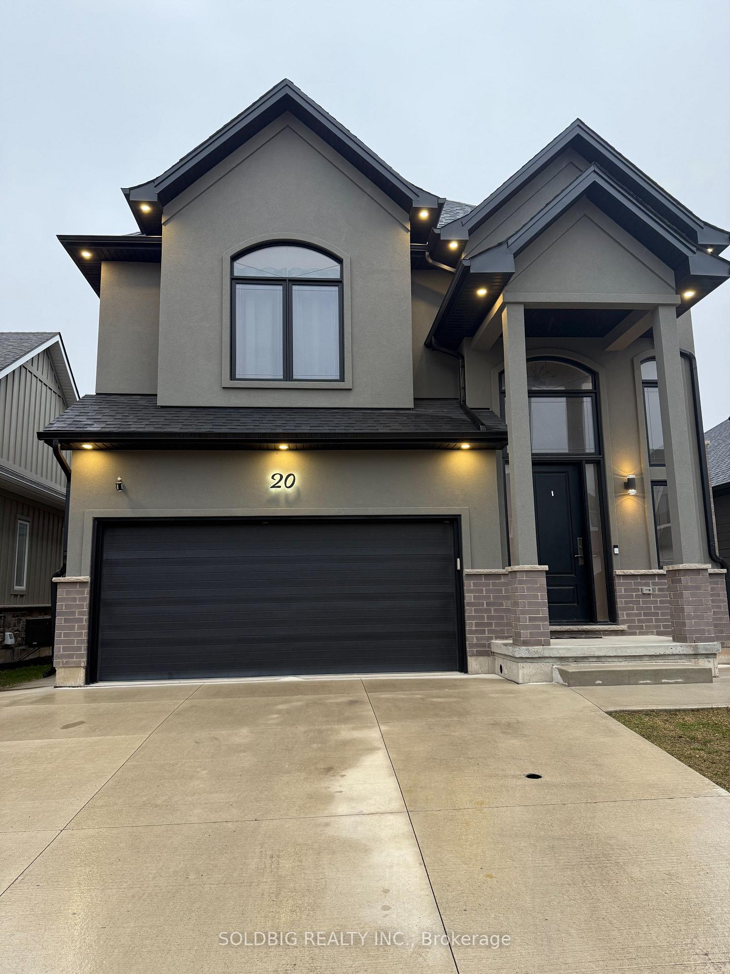 Front of 20 Ivy Crescent